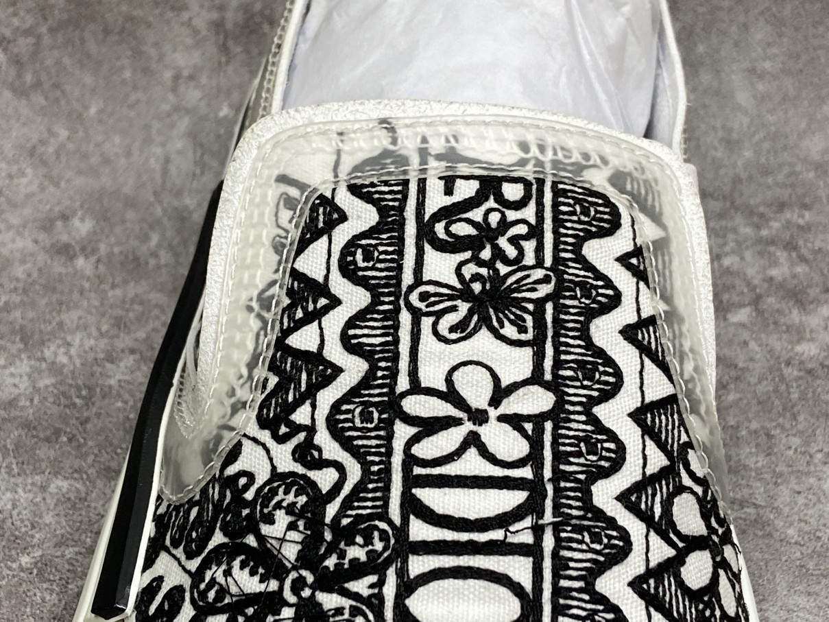 D*0r And Shawn B23 Slip On Black White Embroidery
