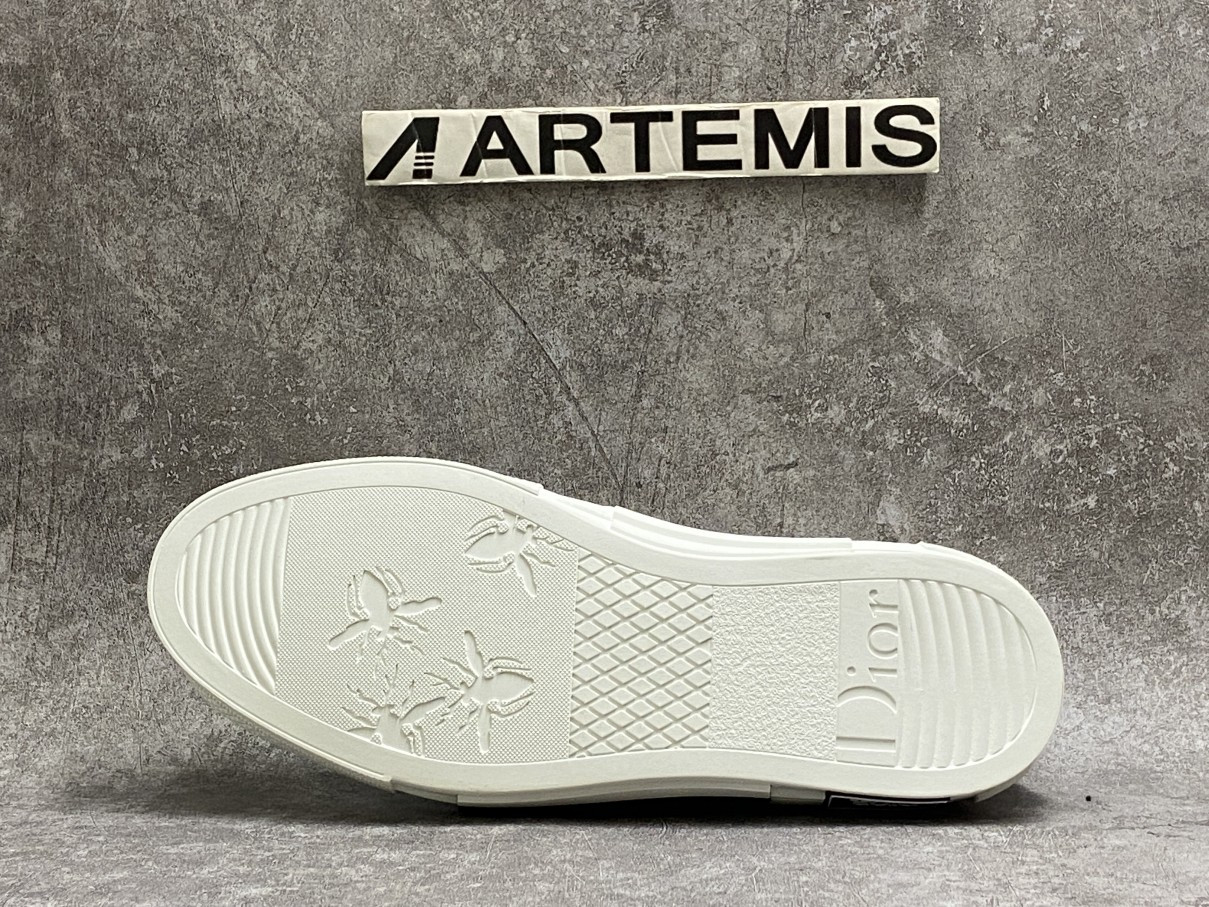 D*0r And Shawn B23 Slip On Black White Embroidery