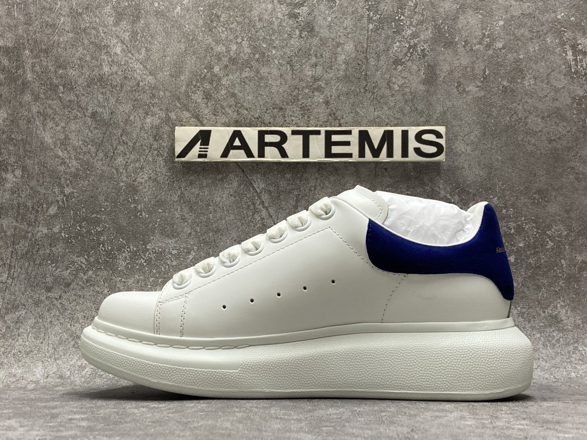 Ale*d*r M*Q*en Oversized Worker Blue