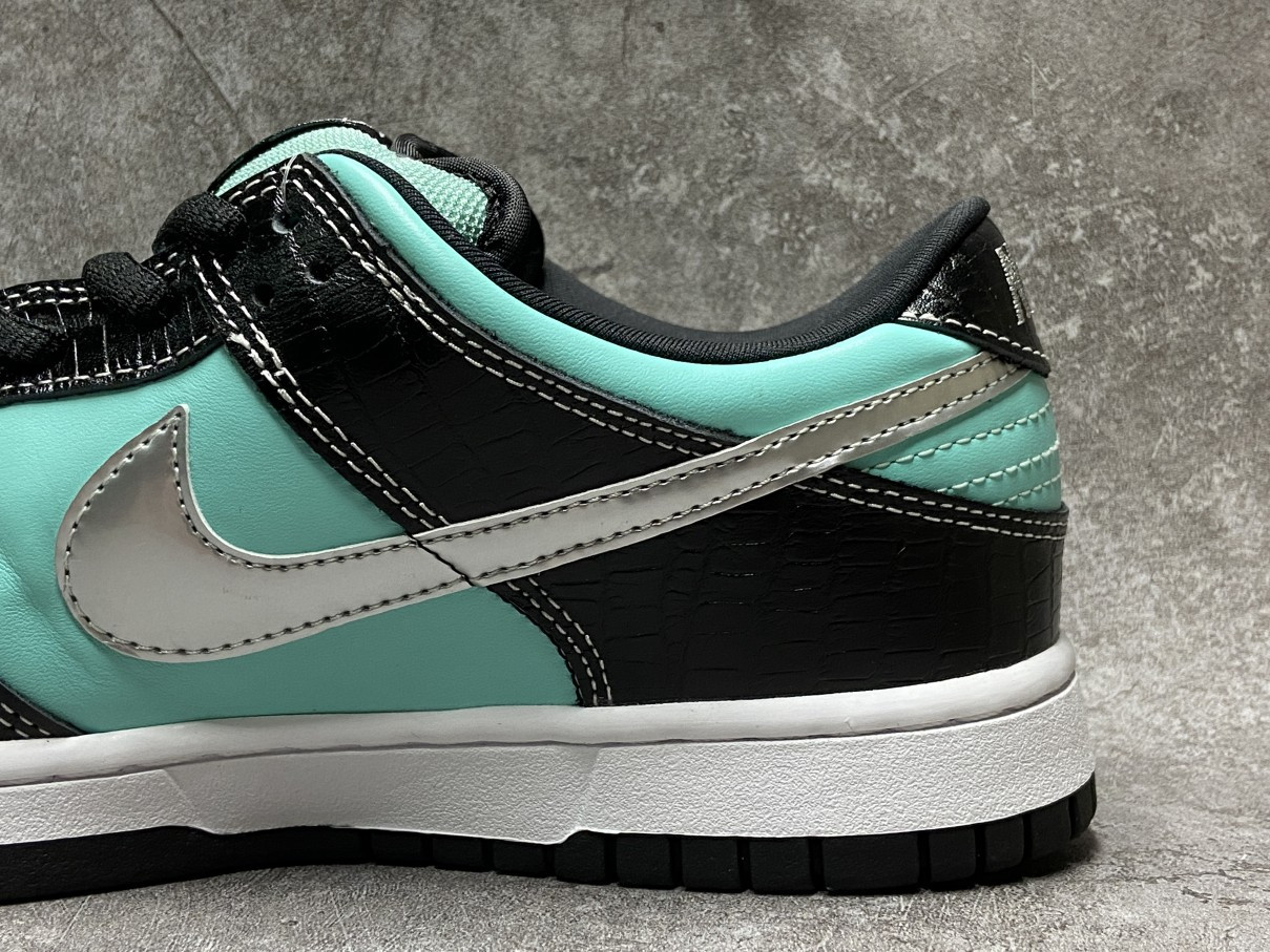 Nike Dunk SB Low Diamond S*pply Co. T*f*ny