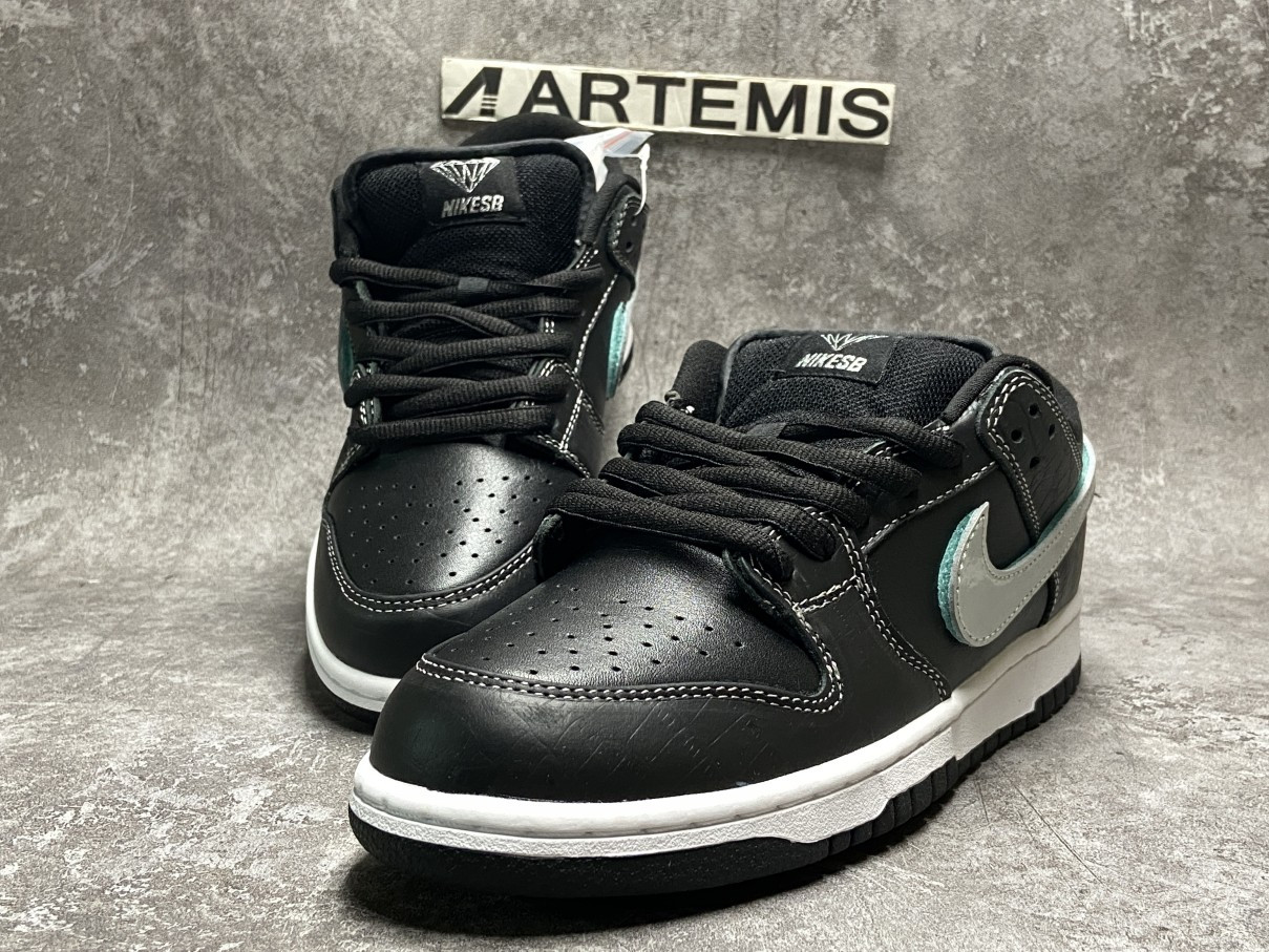 Nike SB Dunk Low Diamond S*pply Co Black Diamond