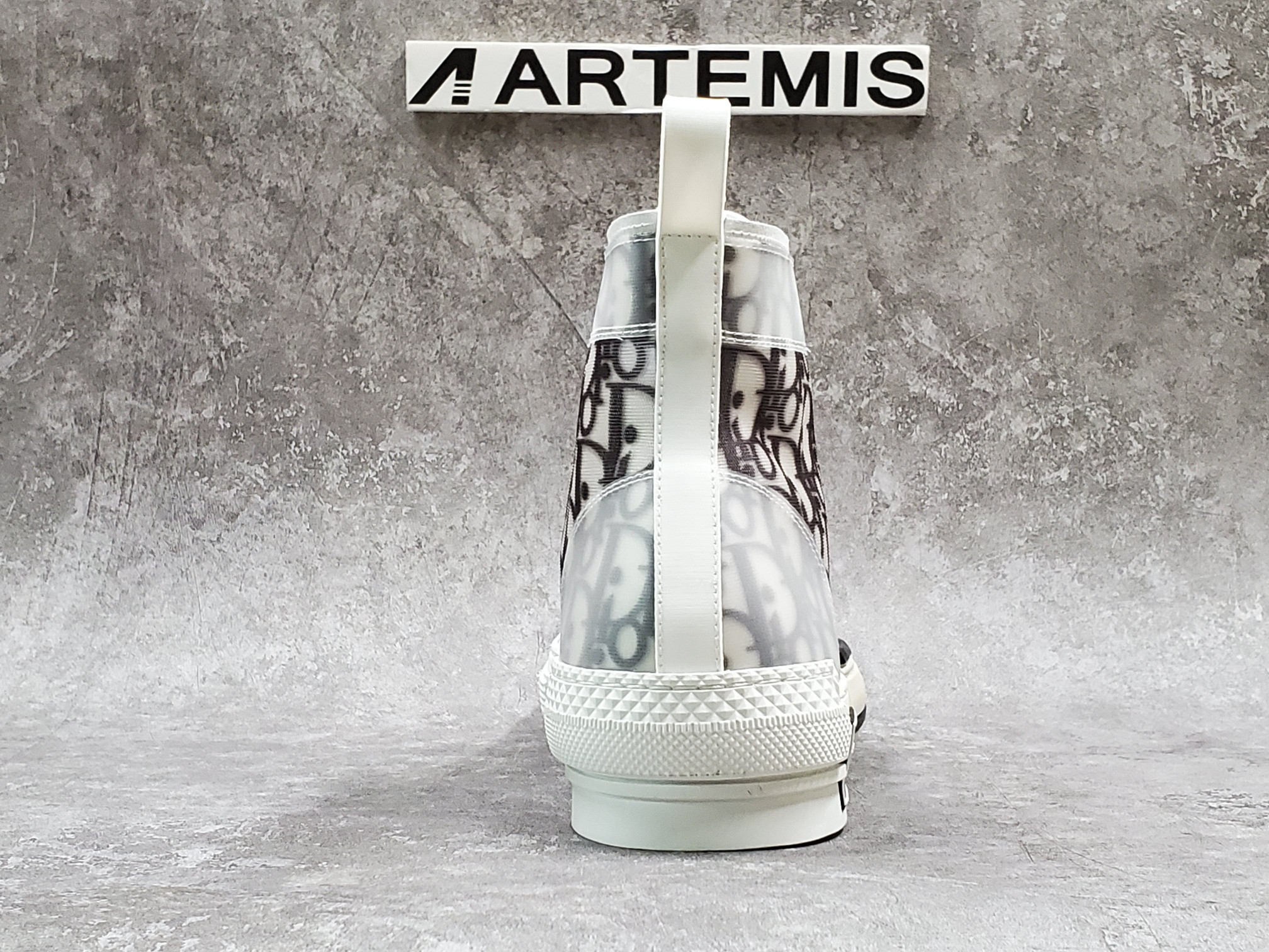 D*0r B23 High Top Logo Oblique