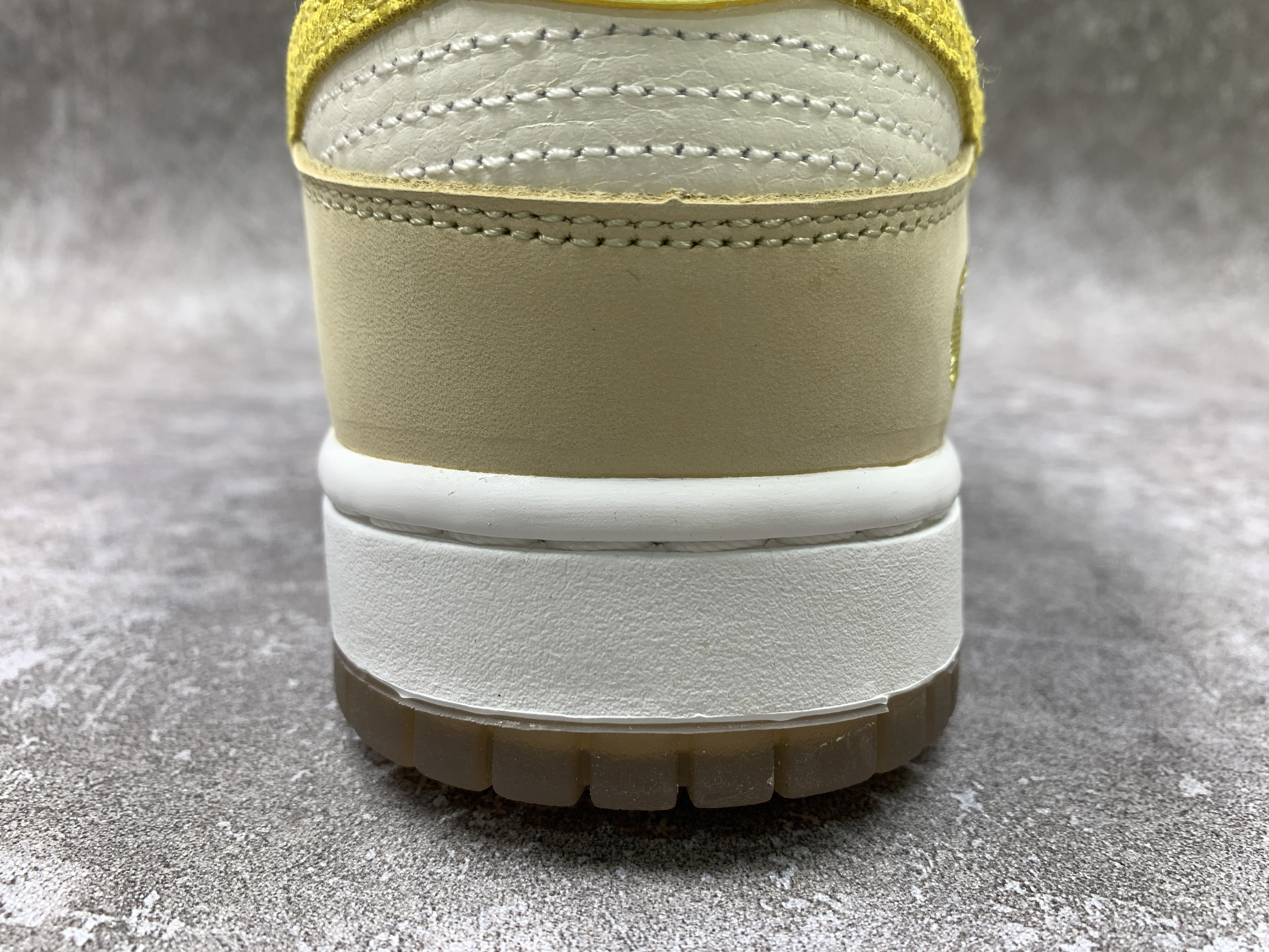 Nike Dunk Low Lemon Drop