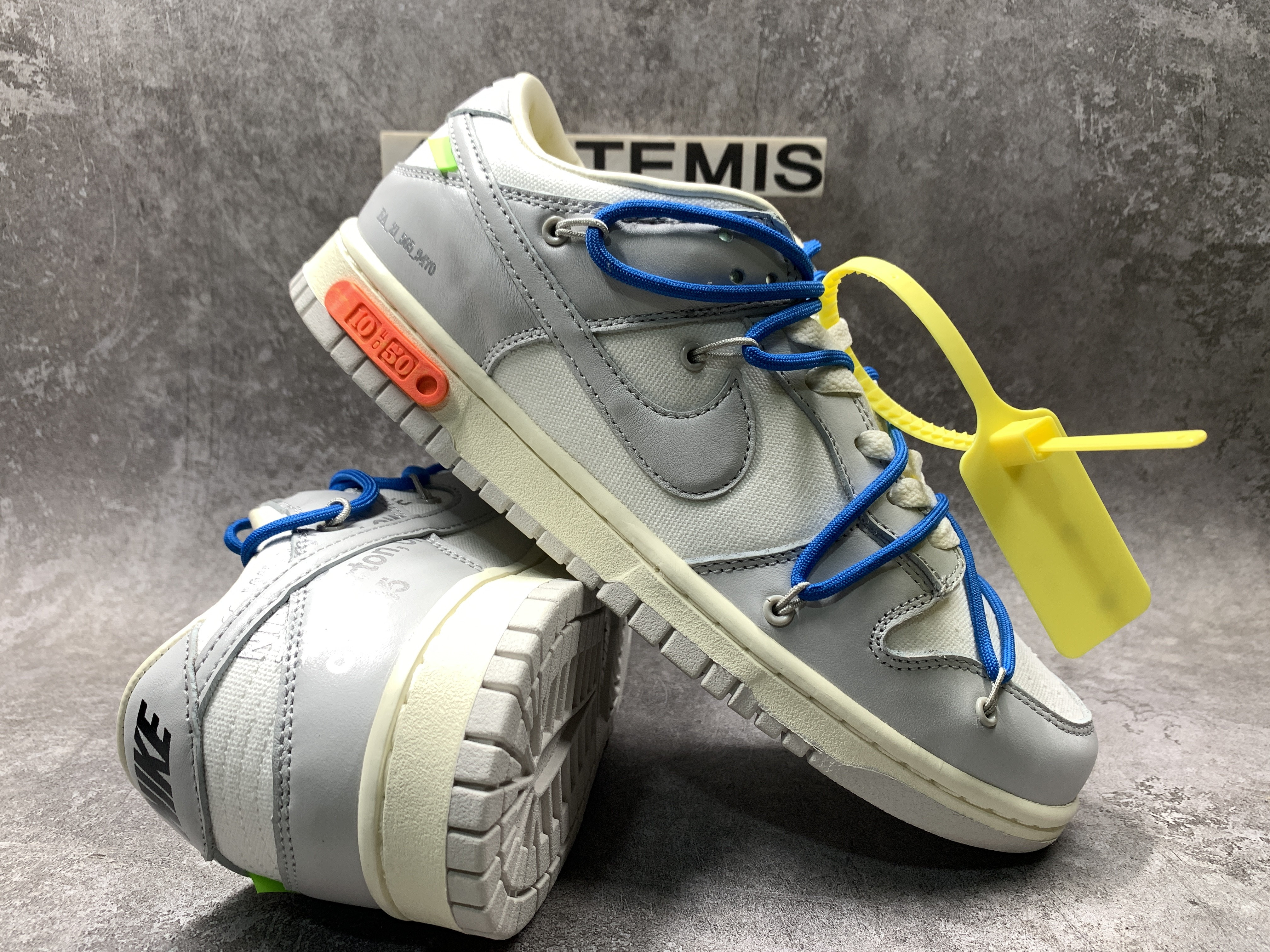 Off-White x Dunk Low