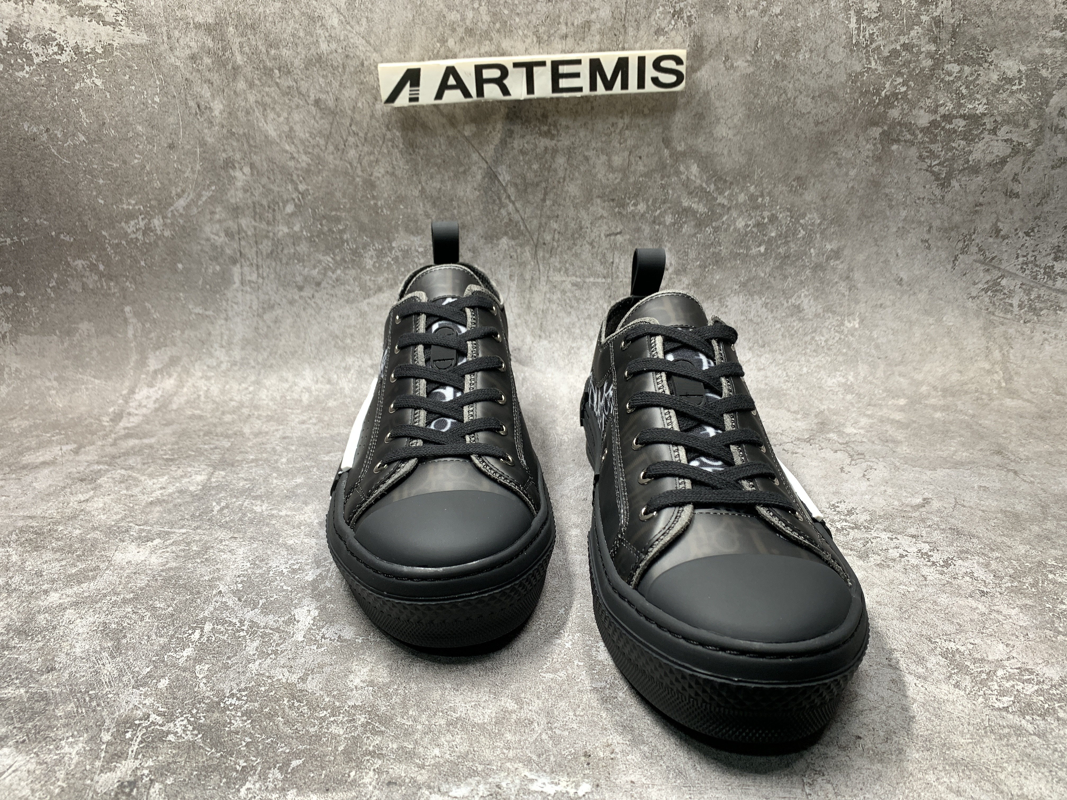 D*0r B23 Low Top Canvas Oblique Black