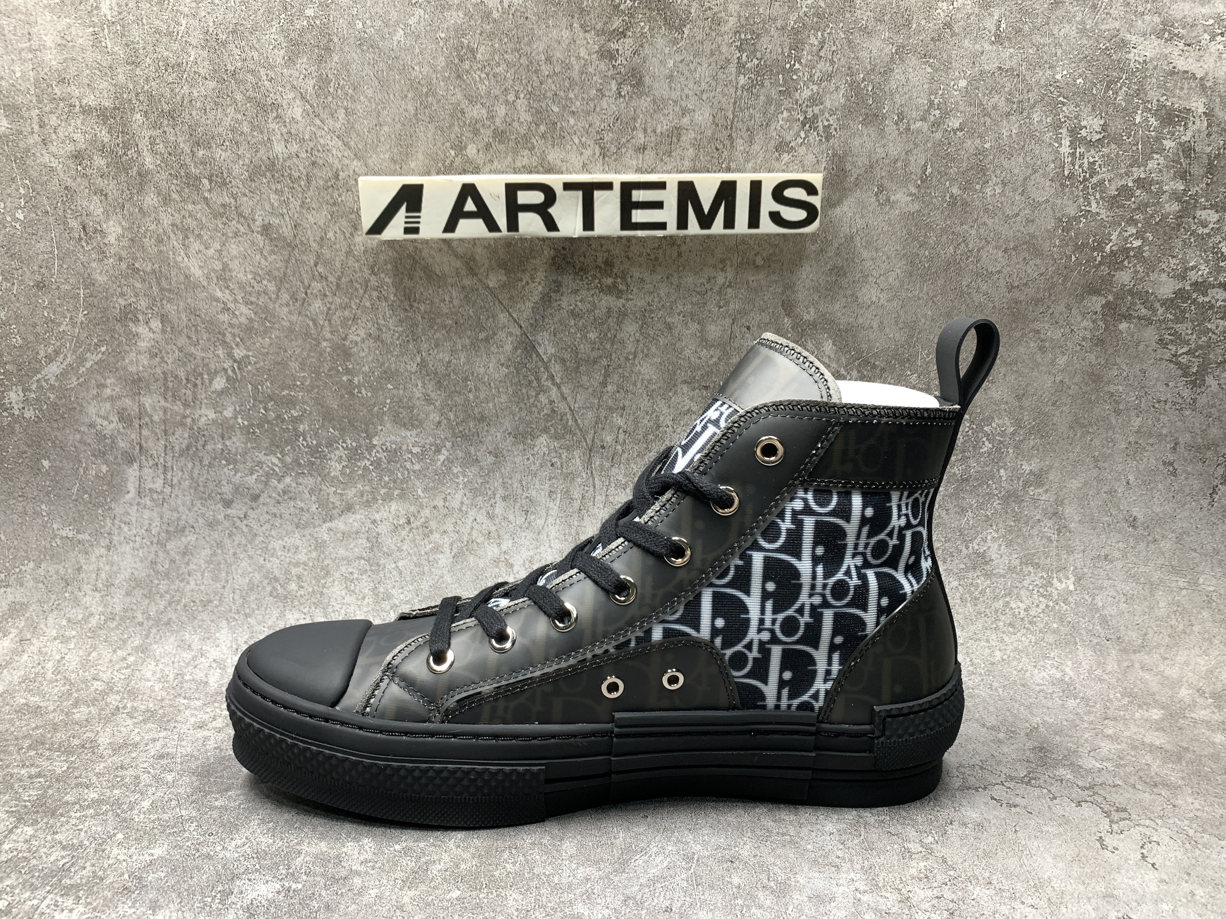 D*0r B23 High Blue Black