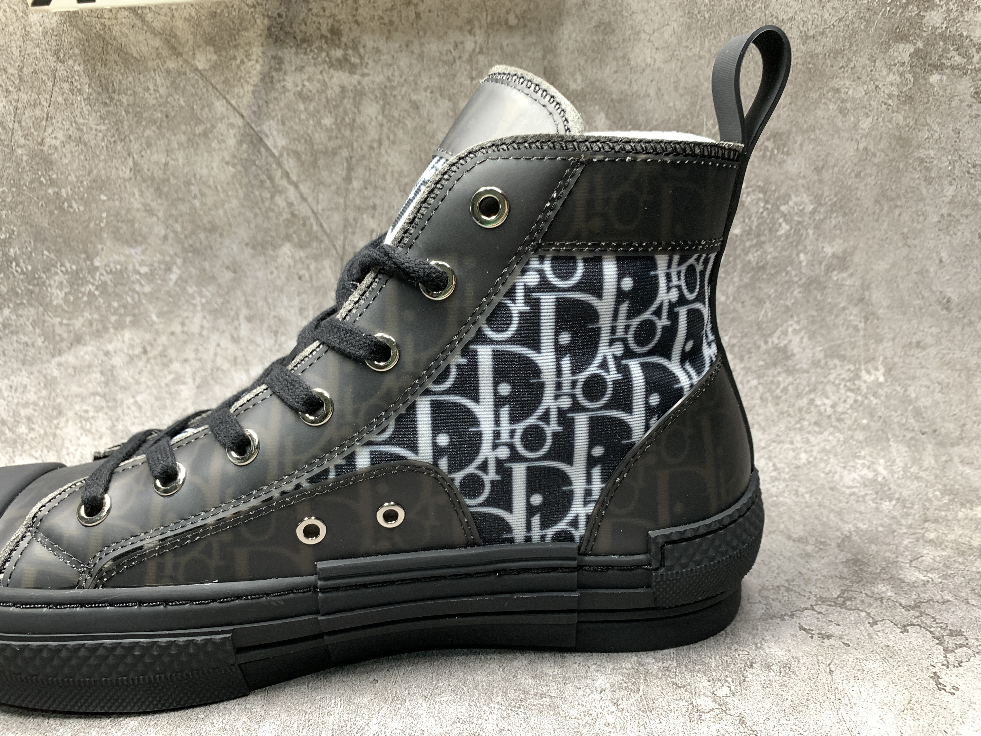 D*0r B23 High Blue Black