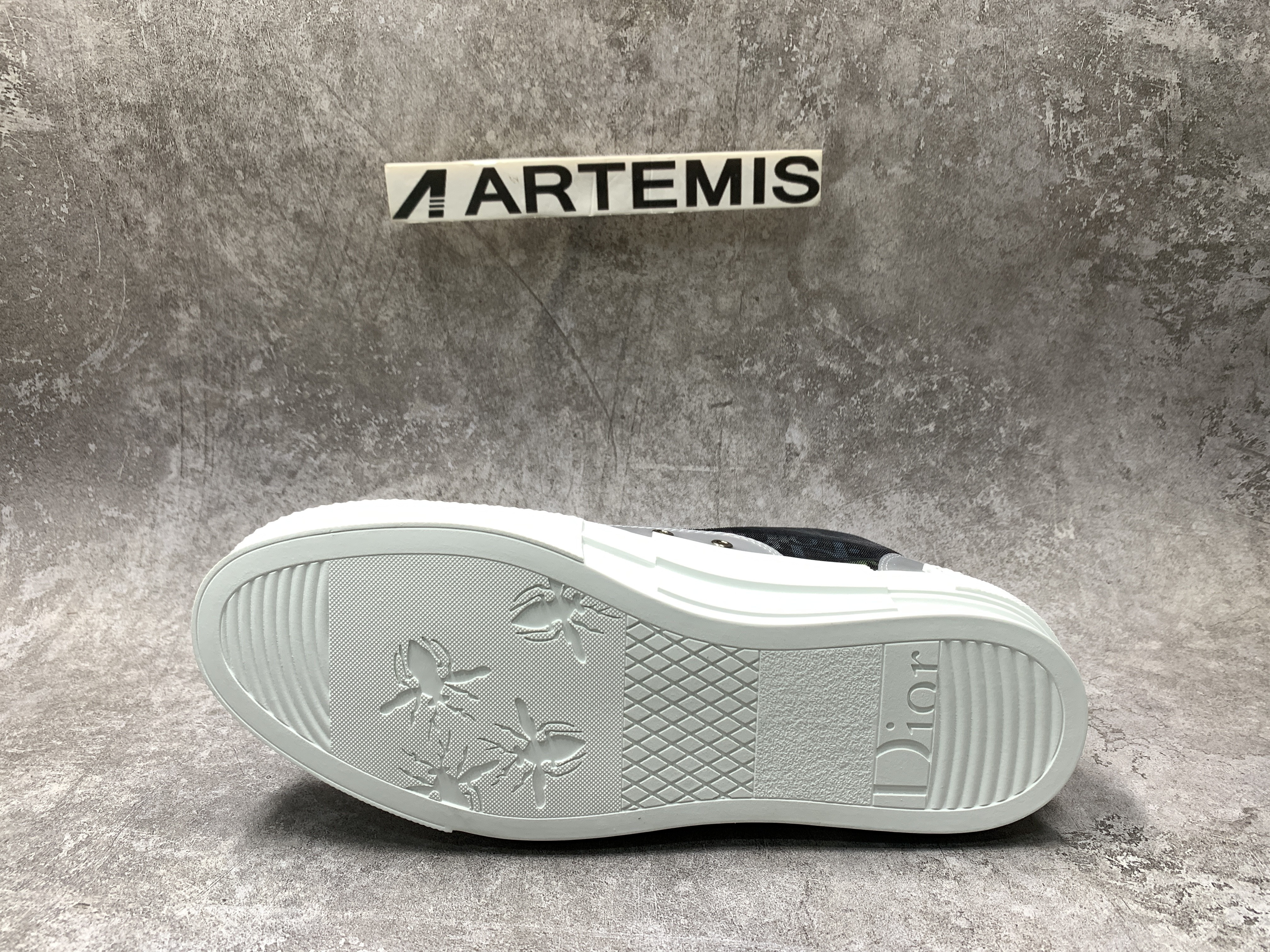 D*0r B23 High Grey Leopard