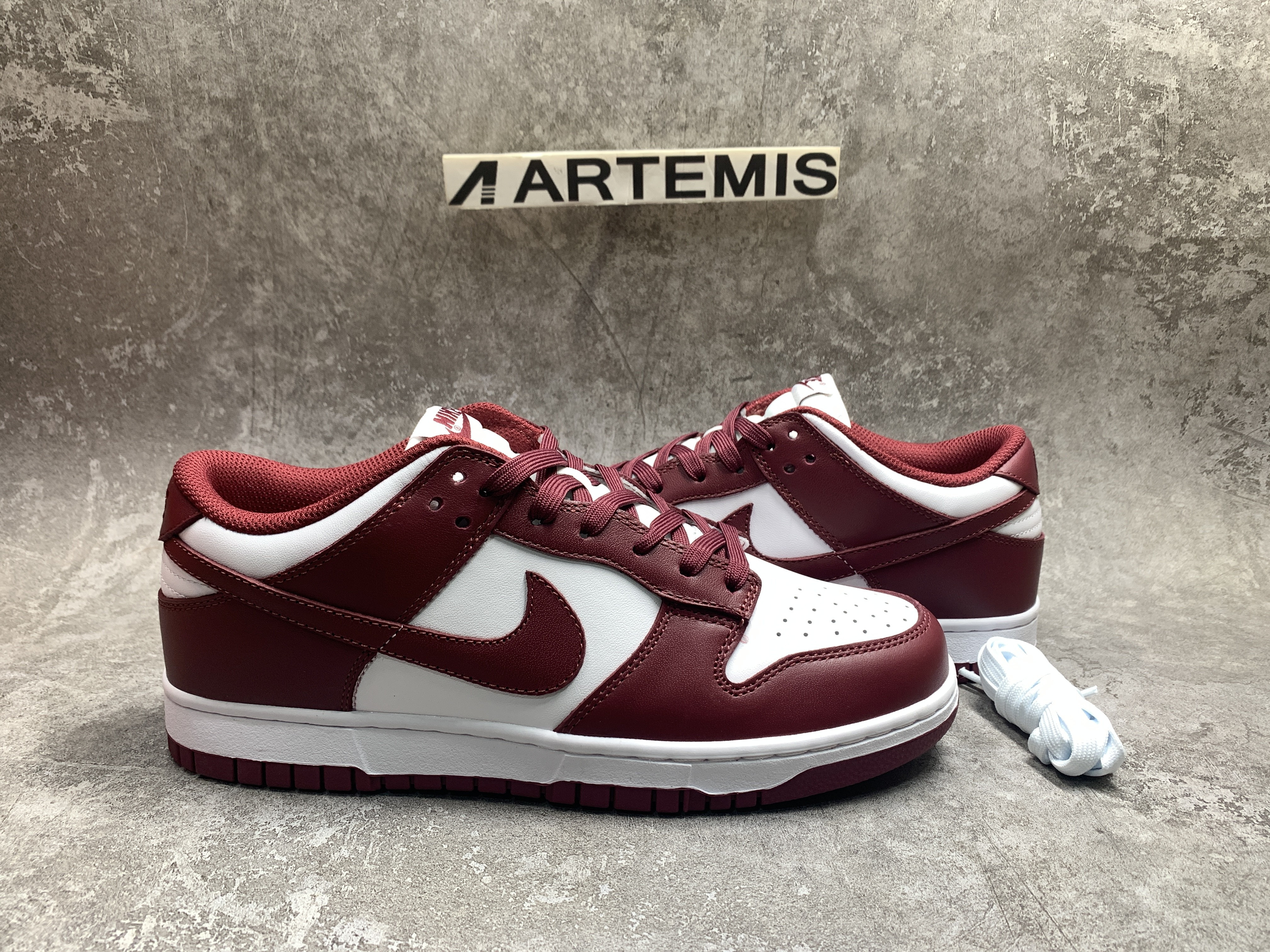 Nike Dunk Low Bordeaux