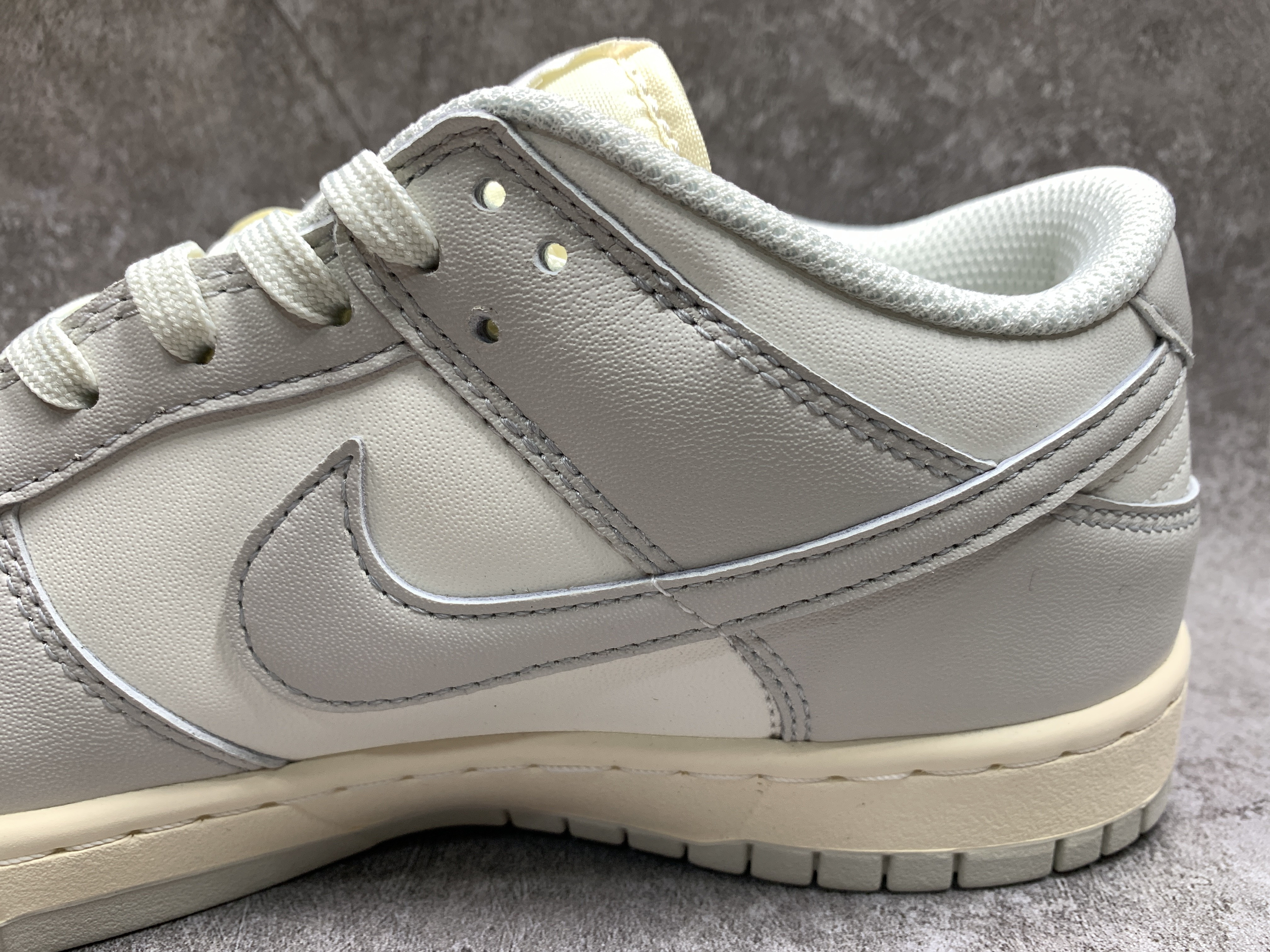 Nike Dunk Low Sail Light Bone