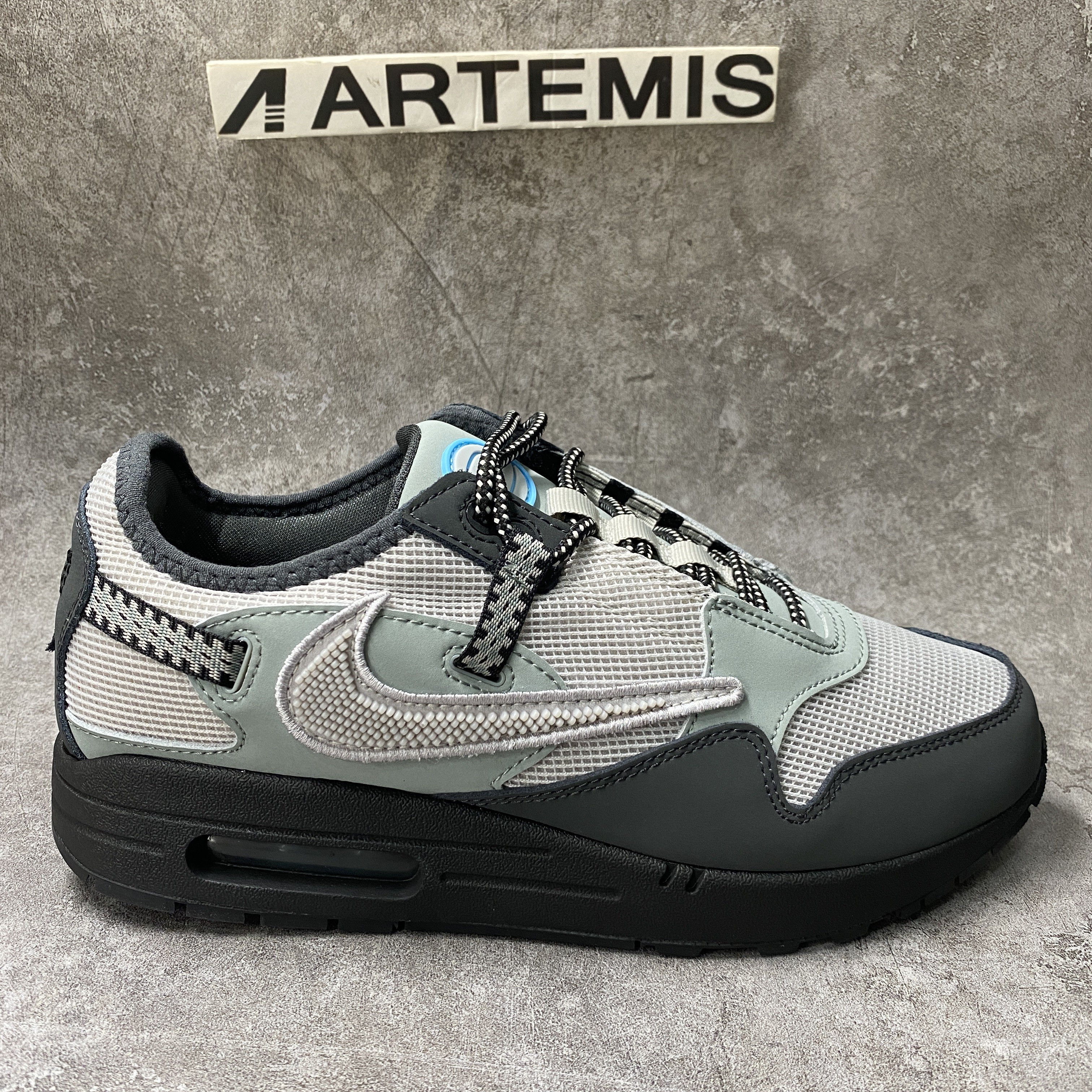 Nike Air Max 1 X Travis Scott Cave Stone