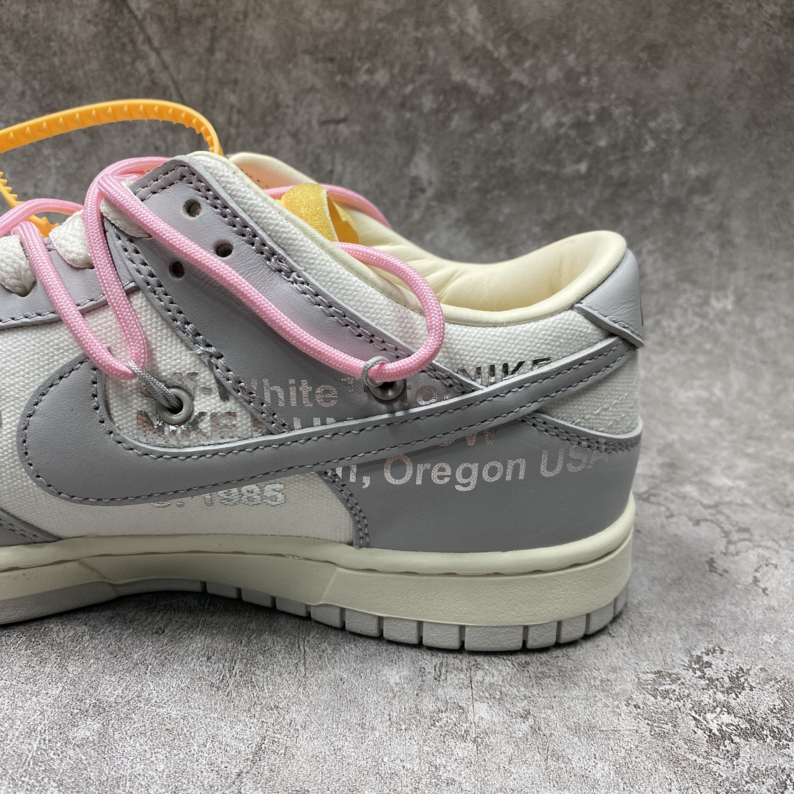 Nike Dunk Low Off-White Lot 9