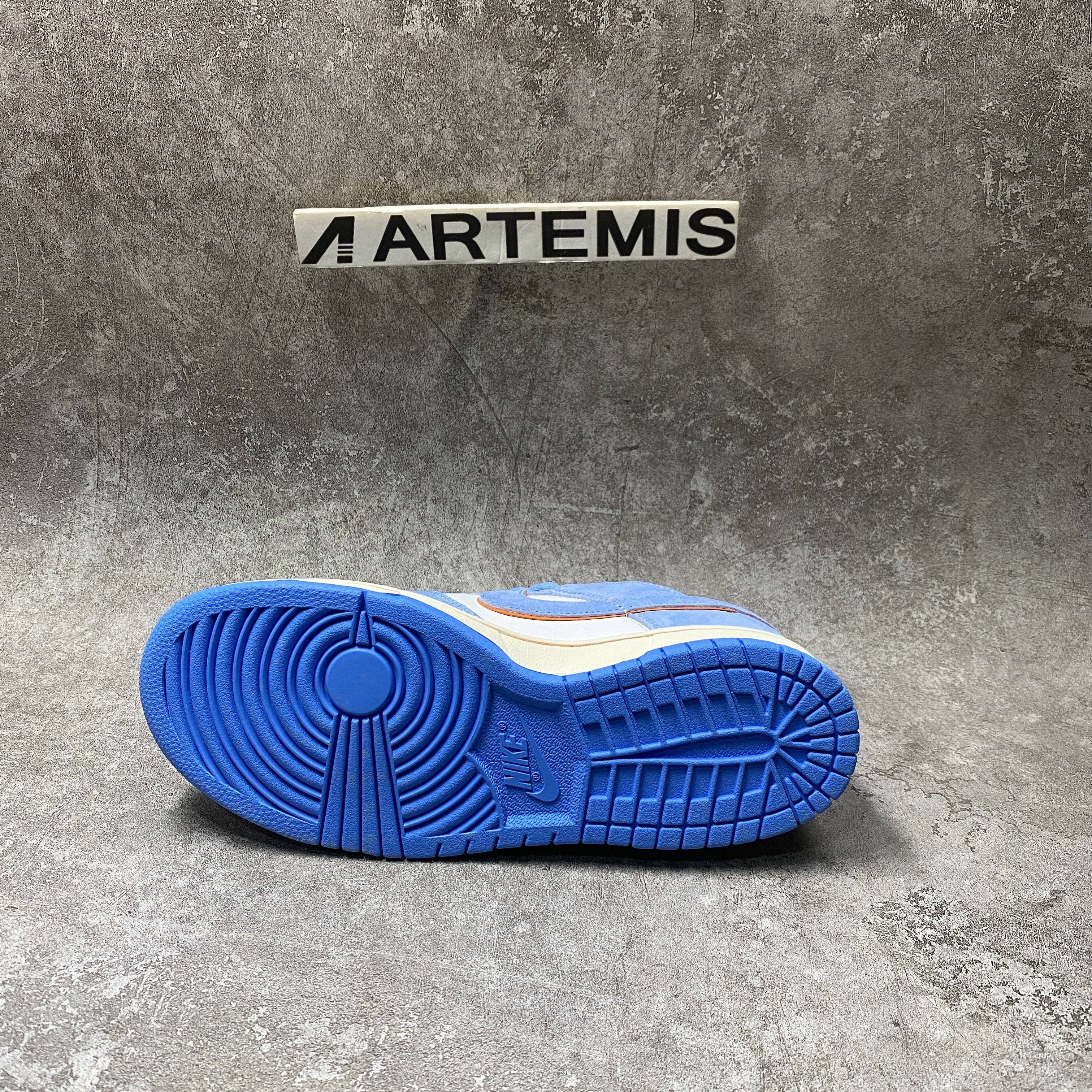 O.tomo Katsuhiro x SB Dunk Low "Steamboy OST"