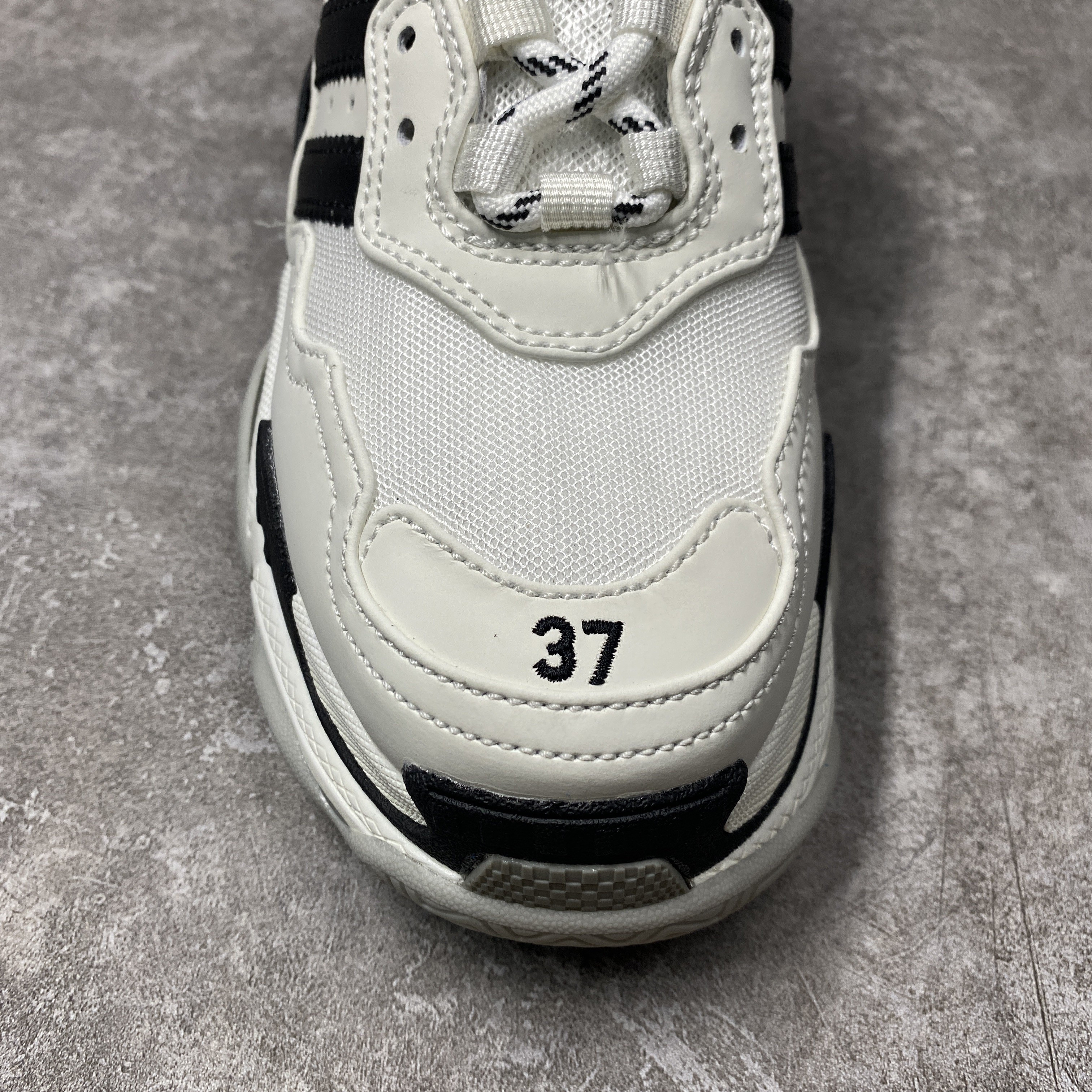 Ba*len*cia*ga Triple S Sneaker Clearsole Fluo Black White