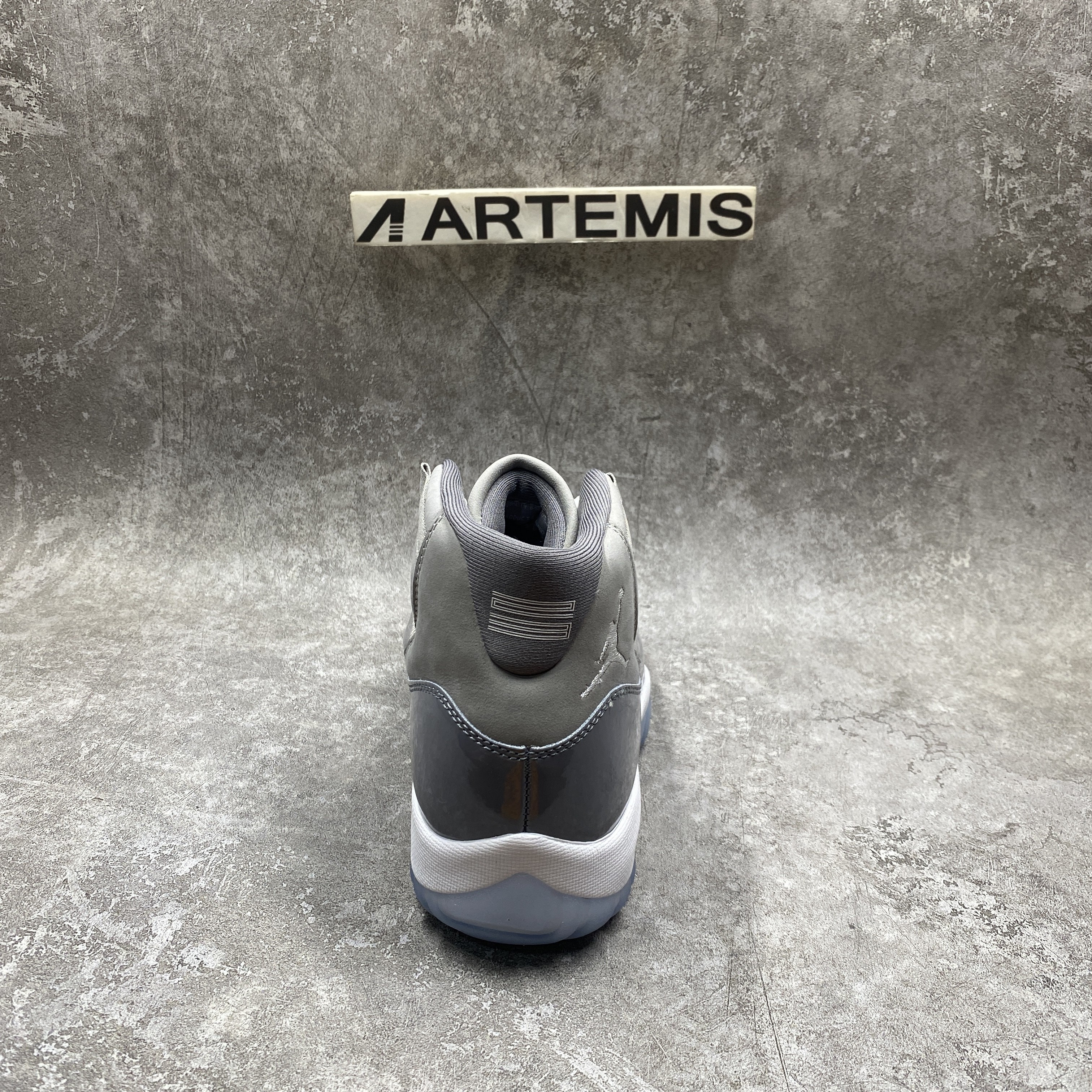 Air Jordan 11 Retro Cool Grey 2021