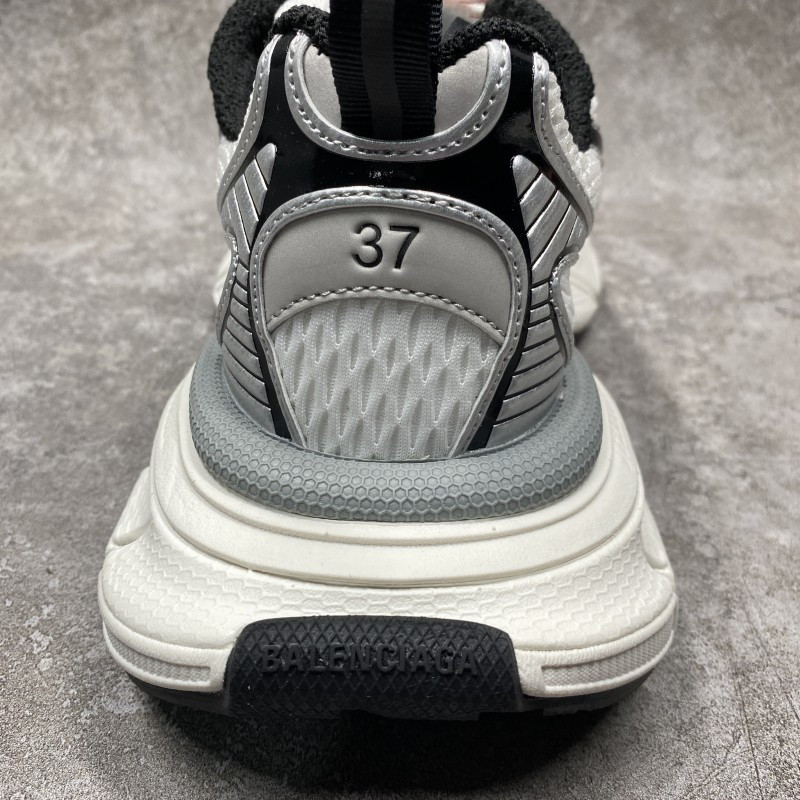 Balenciga 3XL Sneakers in White Grey