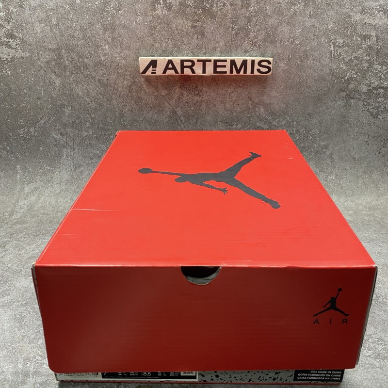 Air Jordan 6 Toro Varsity Red