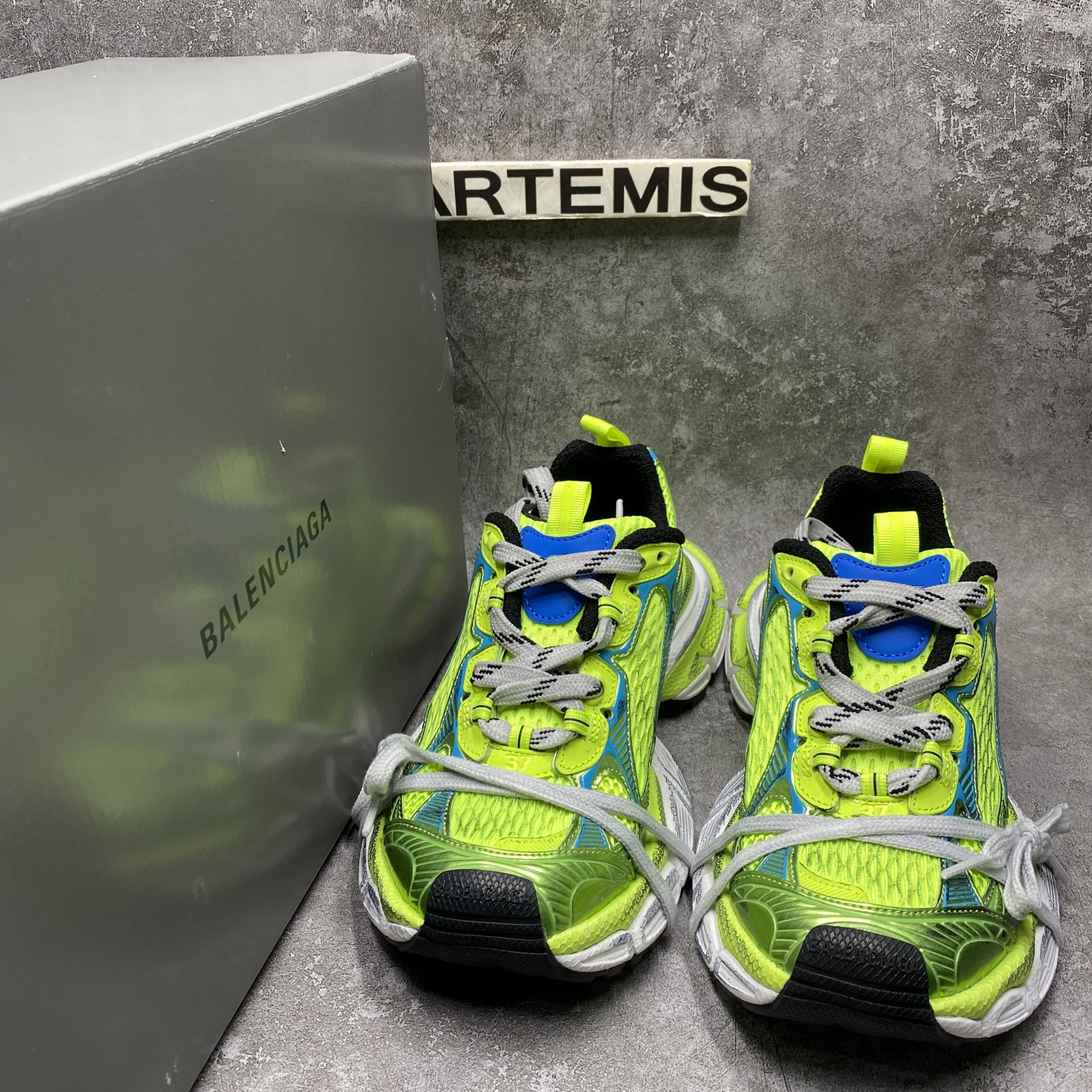 Balenciga 3XL Sneaker Worn Out Fluo Yellow