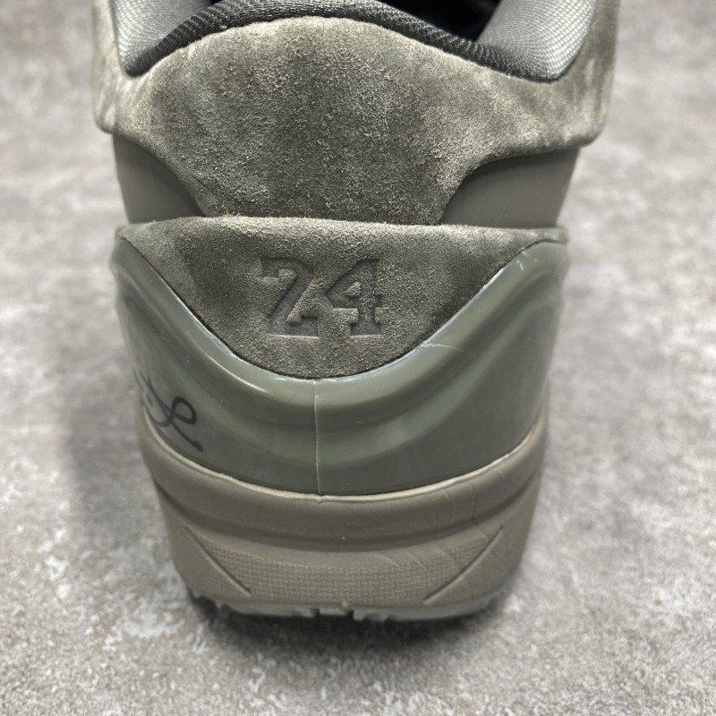 Nike Kobe 4 Black Mamba Collection Fade to Black