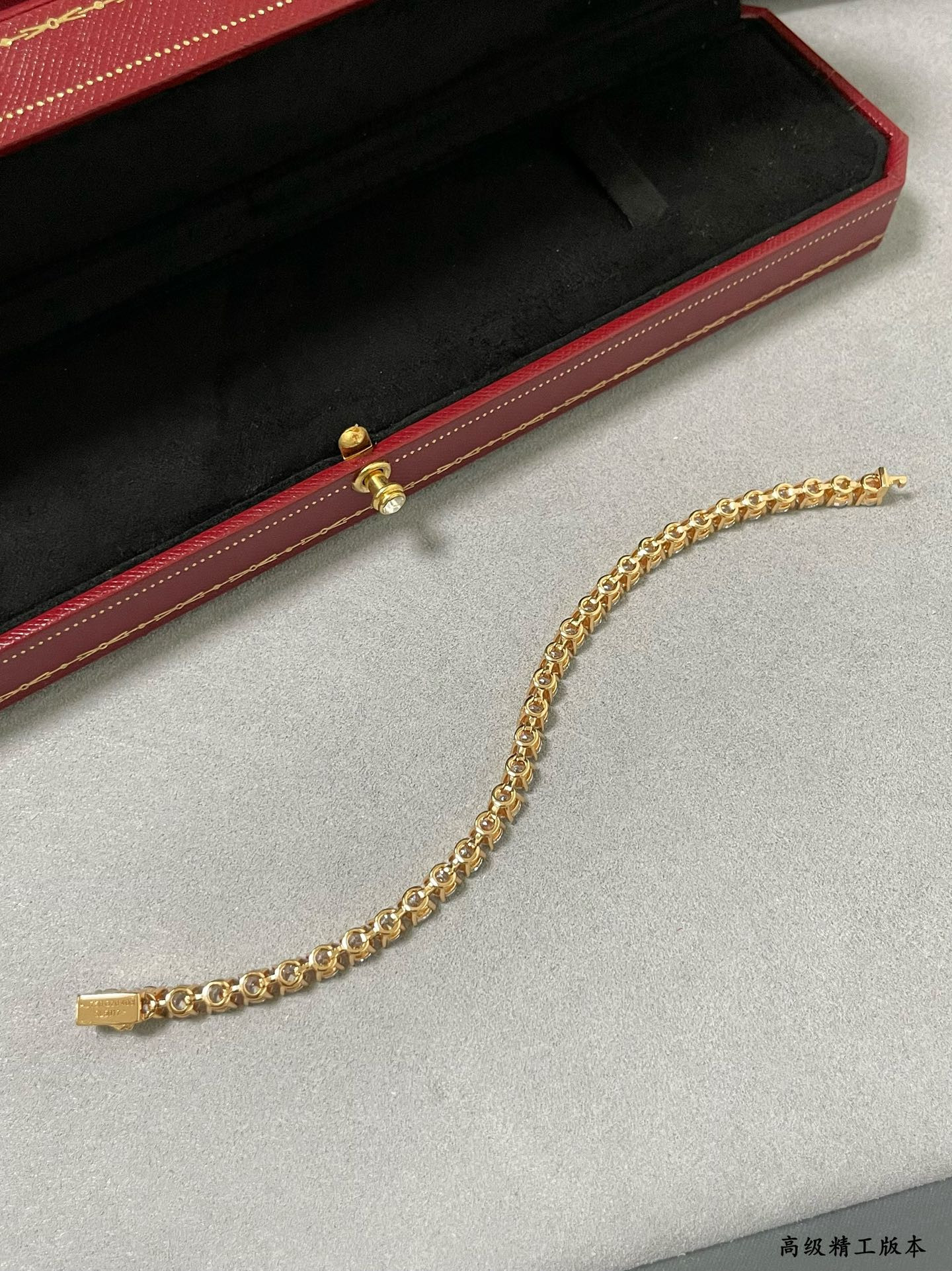 Ca*t*er full diamond four-claw Bracelet