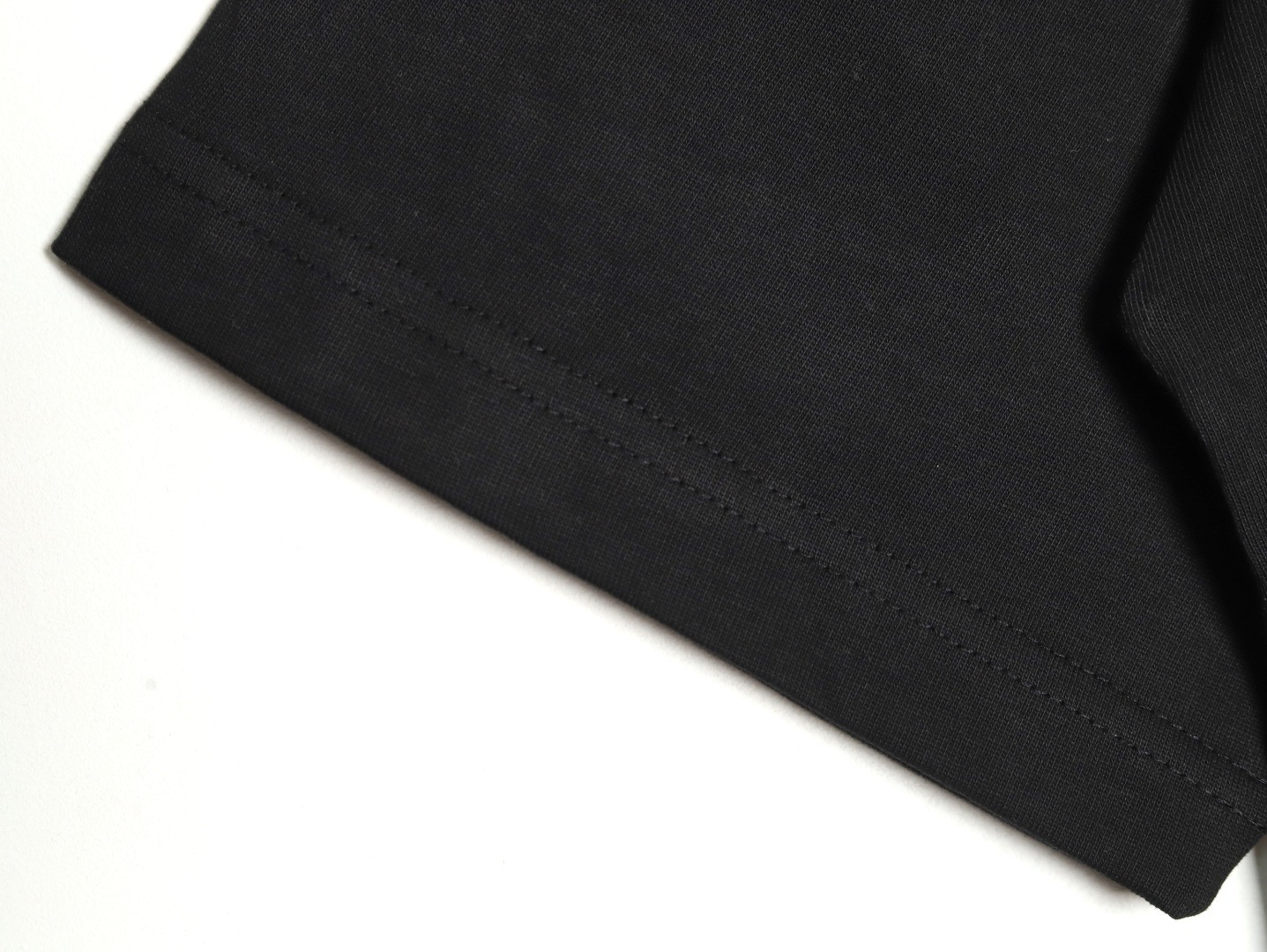 Ch**me He**ts 25ss Short-sleeved T-shirt