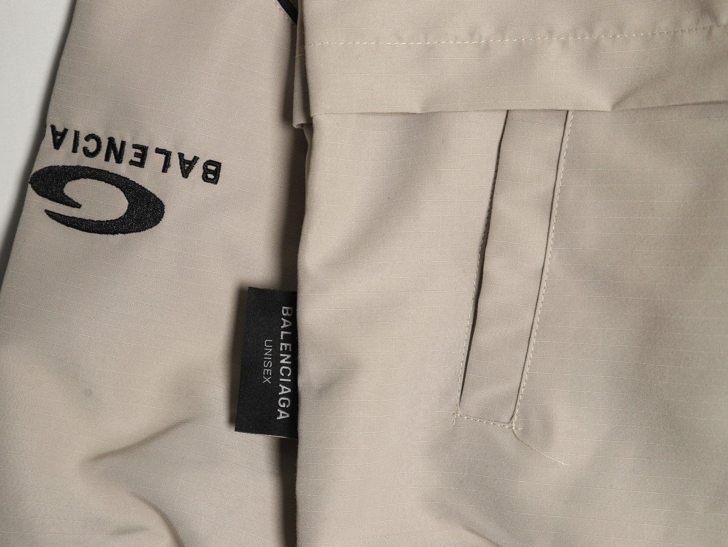 Ba*len*cia*ga Jacket