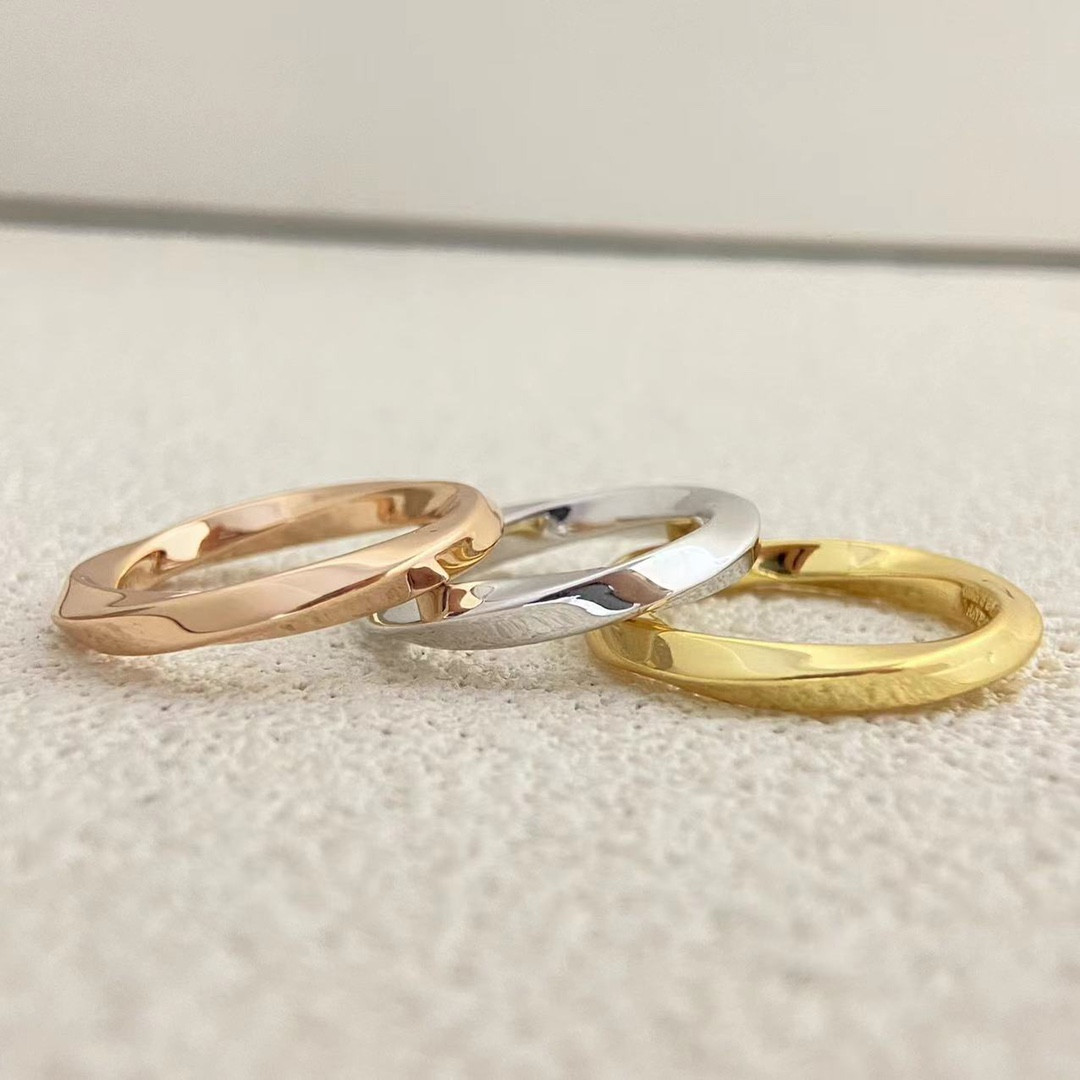 Graff Smooth Twist Rope Ring