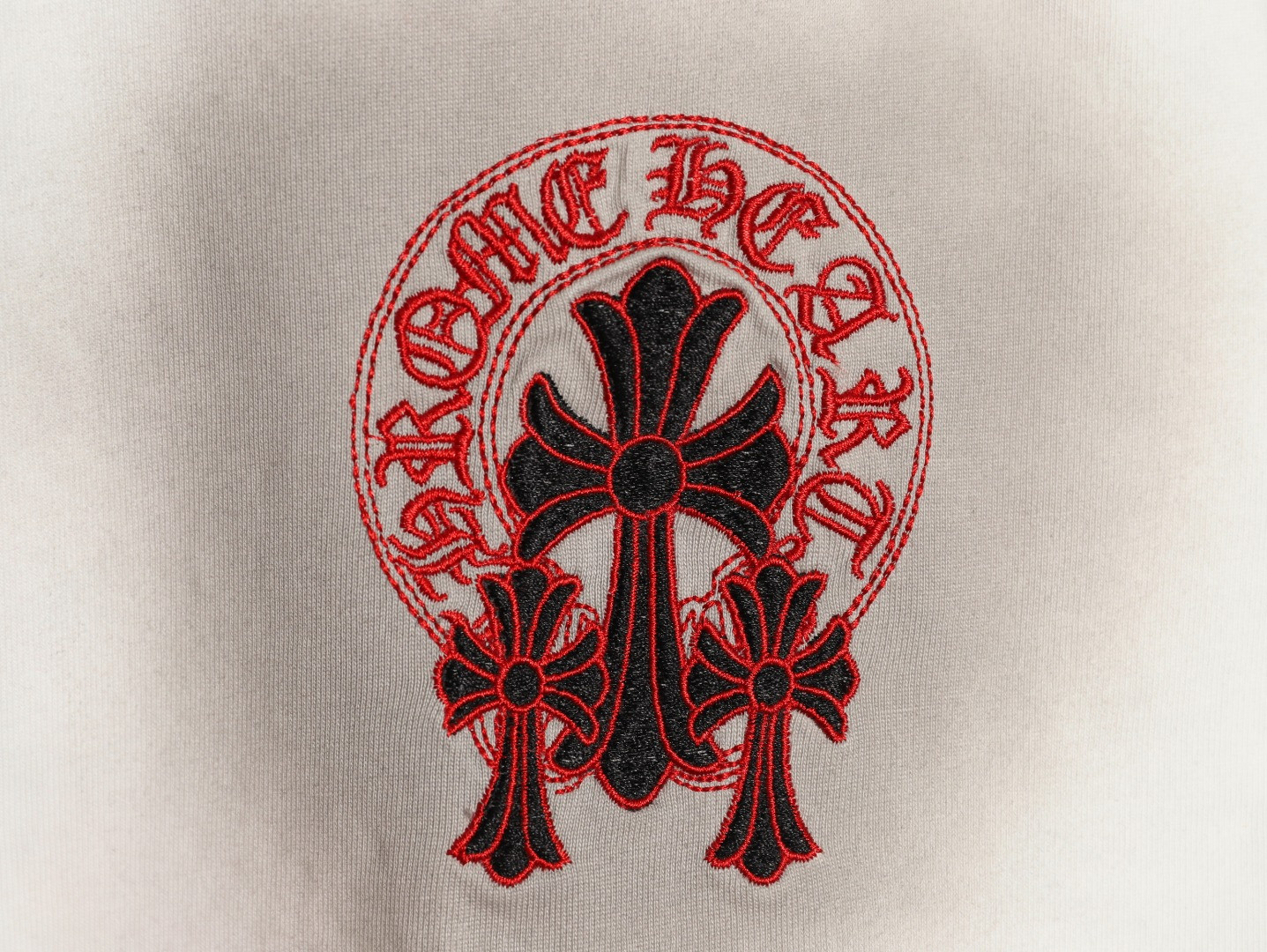 Ch**me He**ts 25SS Short-sleeved T-shirt