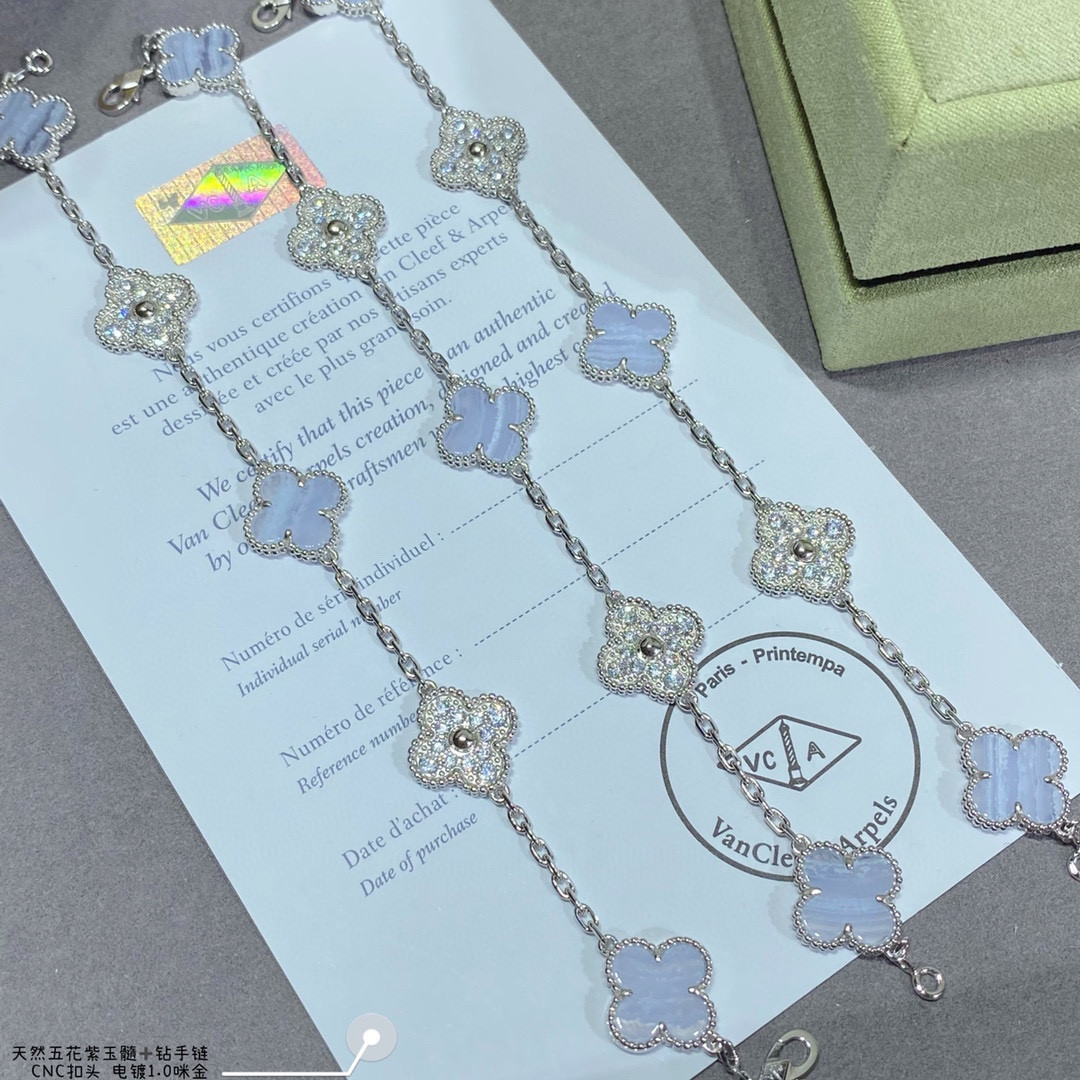 V*N CL*F & Arpels Natural purple chalcedony interval diamond five-flower four-leaf clover Bracelet