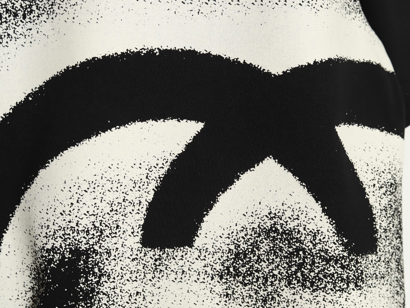 G*u*i Short-sleeved T-shirt