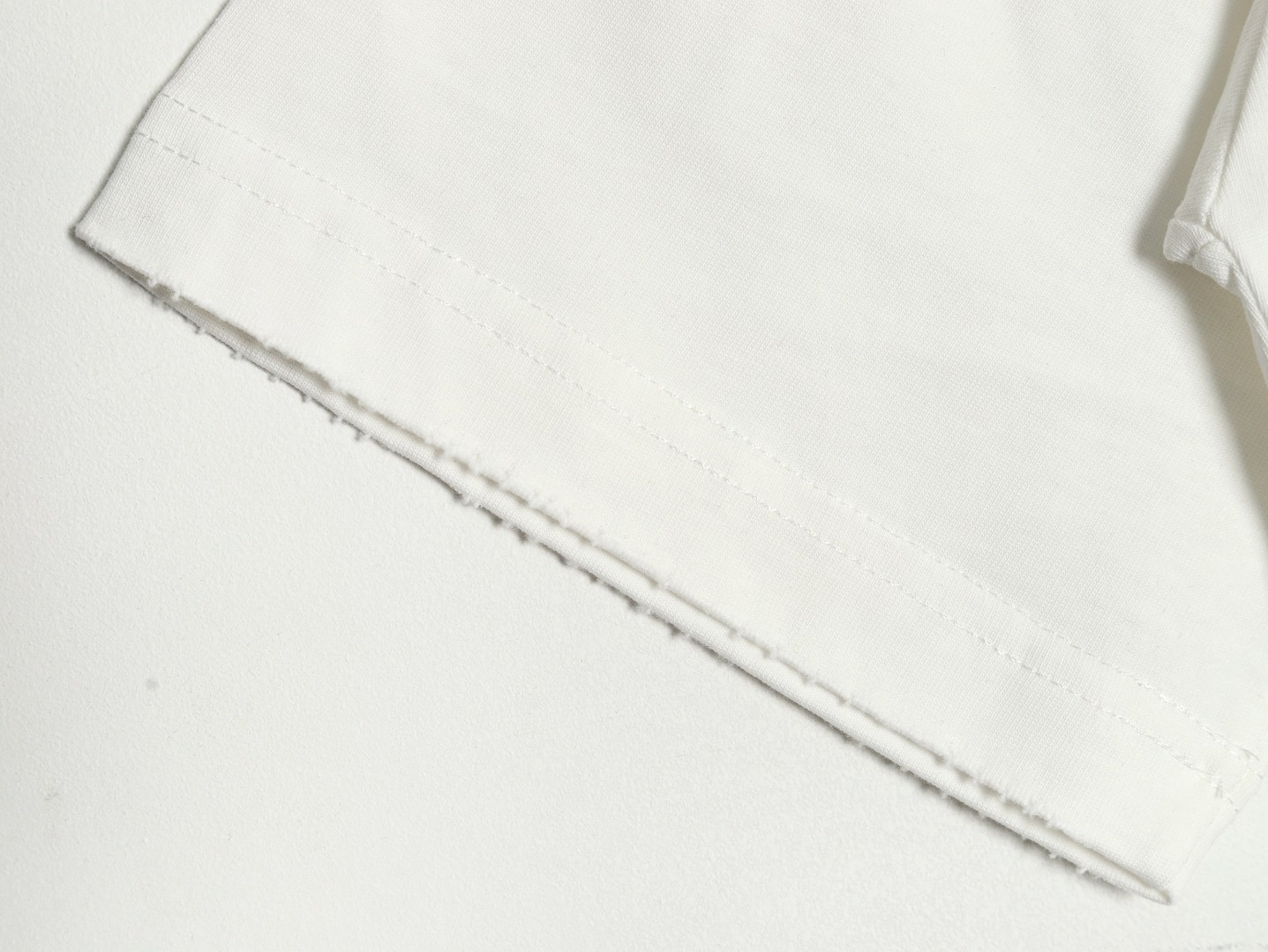 Ch**me He**ts 25ss Short-sleeved T-shirt