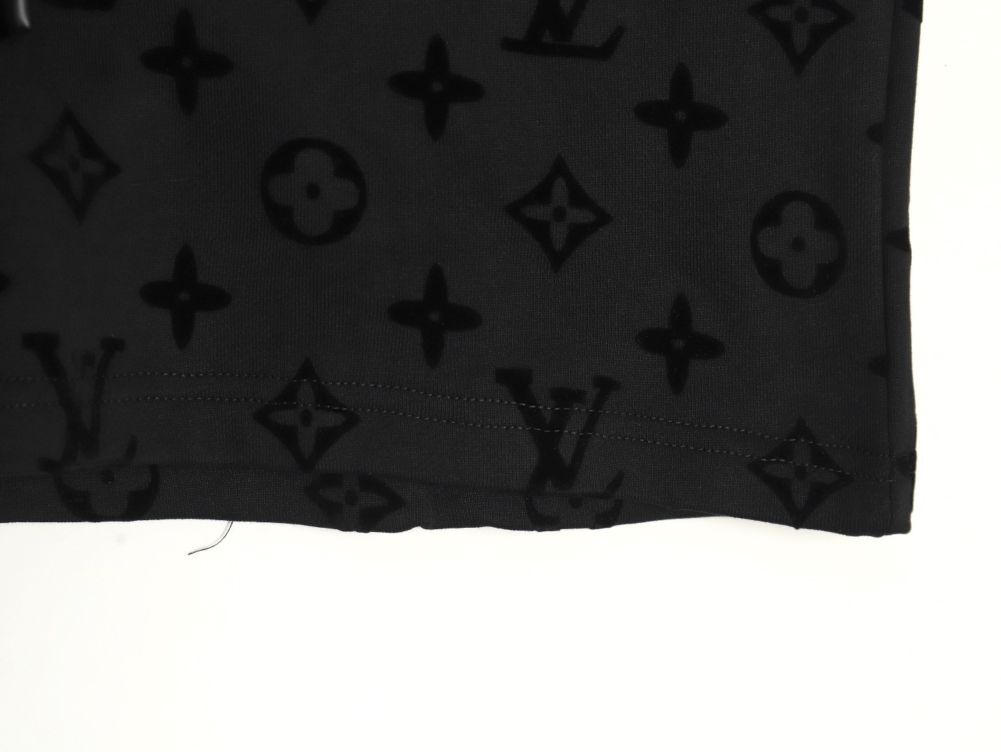 L0*is V*t0n LV 24SS shorts