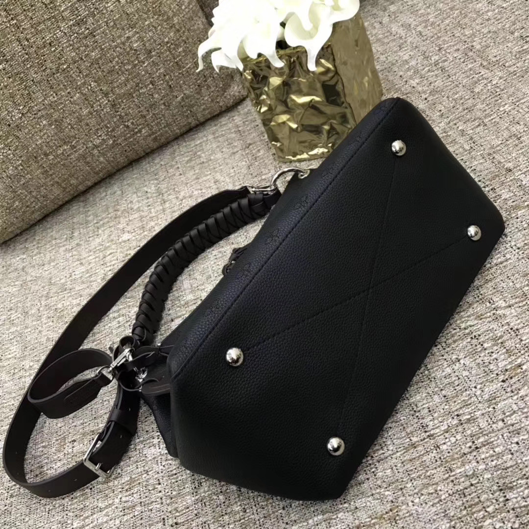 LV BEAUBOURG HOBO Medium M56073