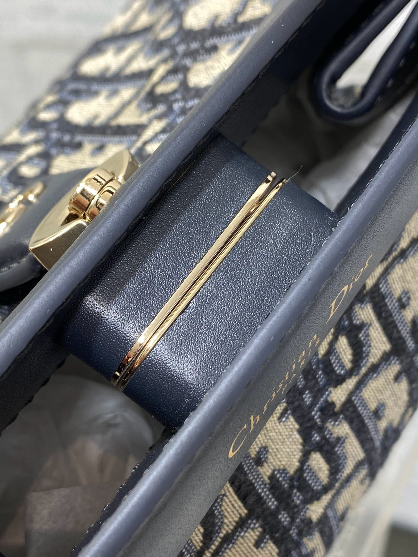 Ch**an D*0r SMALL D*0r KEY BAG 8.5x5x4.5 in