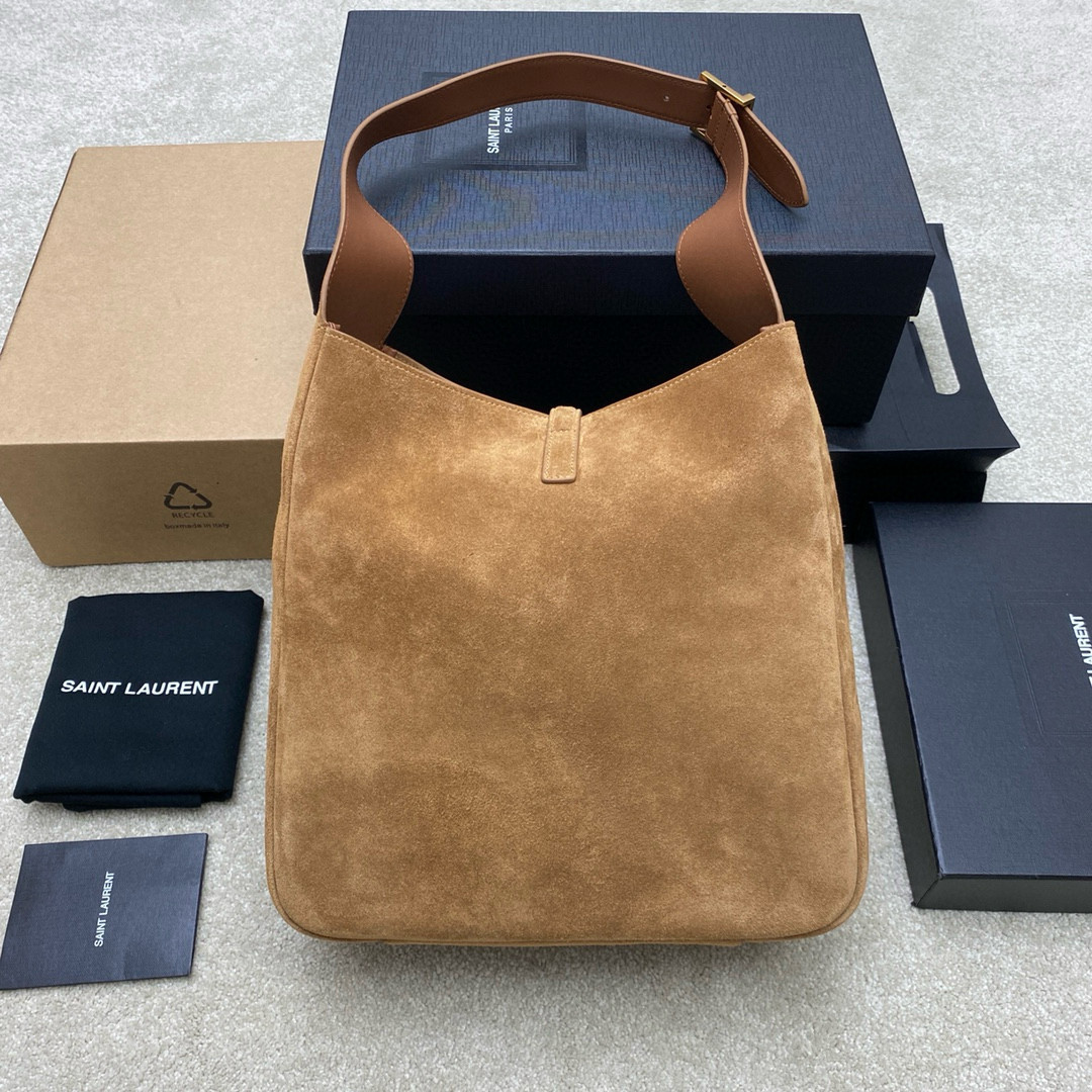 Y*L LE 5 À 7 S*pPLE LARGE IN SUEDE 30 X 31 X 13 CM