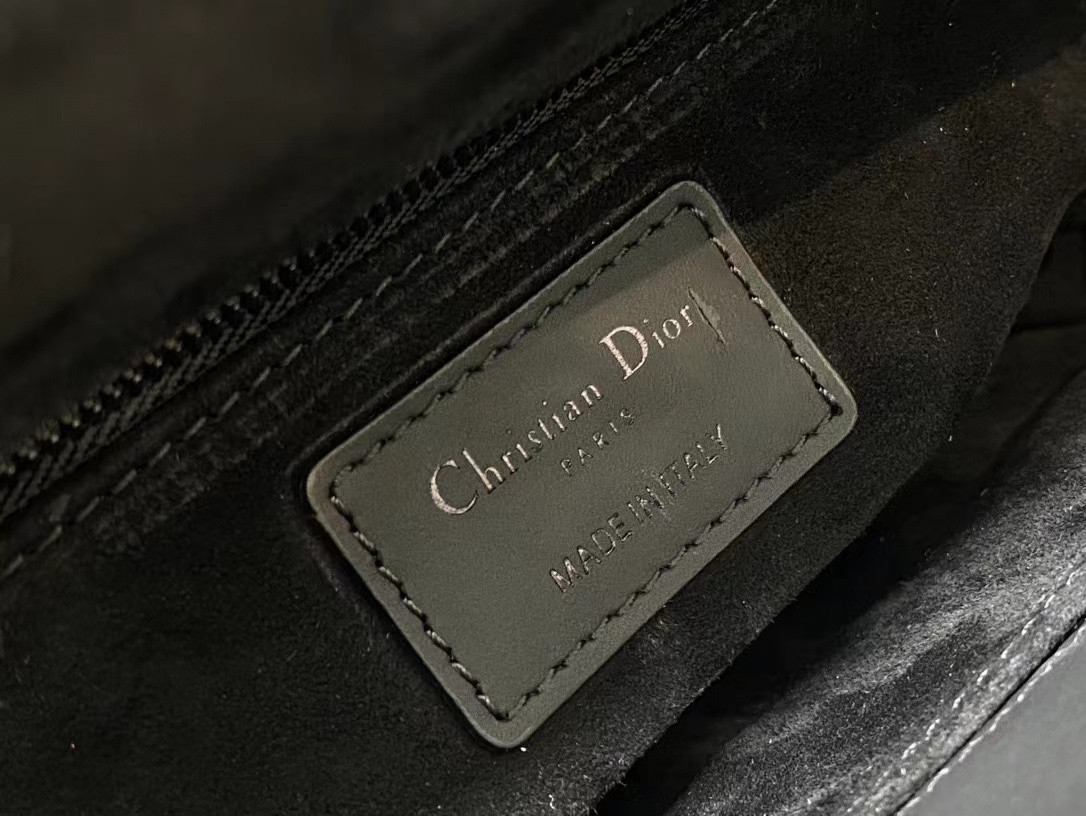 Small Lady D*0r Bag 20 x 17 x 8 cm