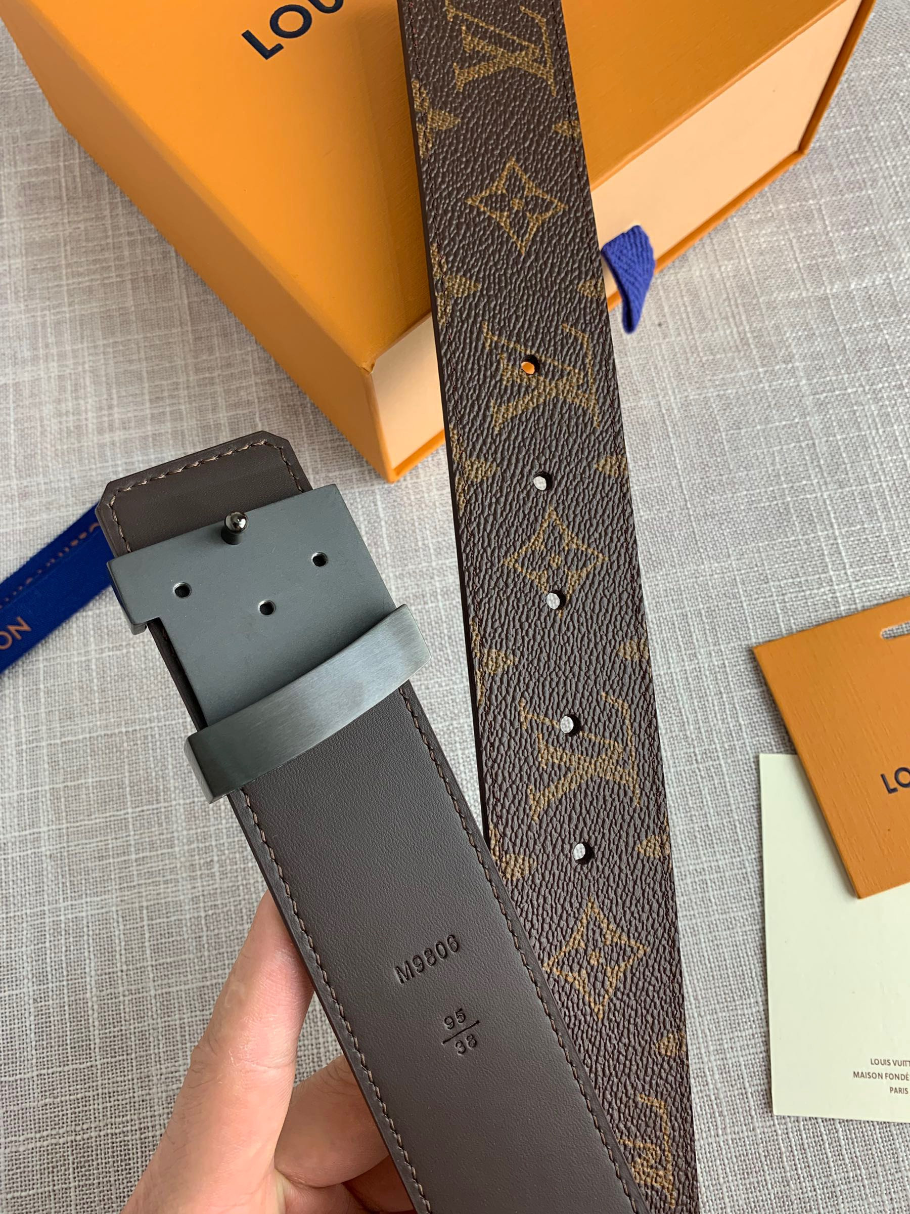 LV L0*is V*t0n 40MM BELT