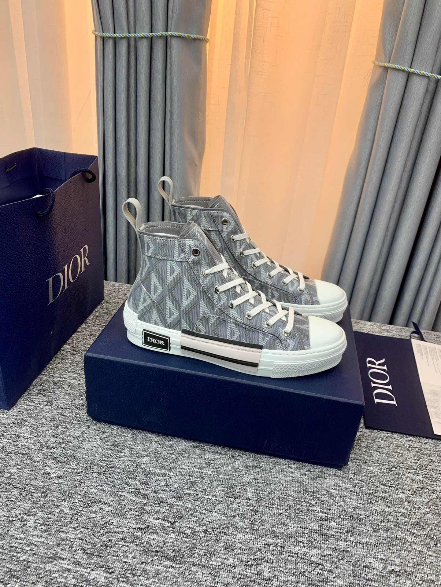 D*0r B23 High Top Gray CD Diamond
