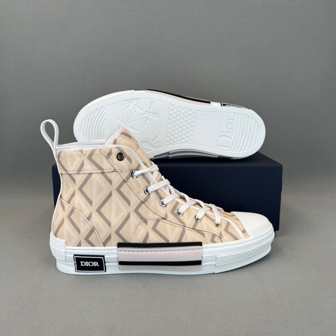 D*0r B23 High Top Natural CD Diamond