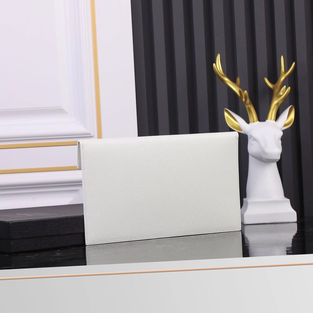 Y*L UPTOWN POUCH IN GRAIN DE POUDRE EMBOSSED LEATHER BLANC VINTAGE 10.6 X 6.2 X 0.7 INCHES