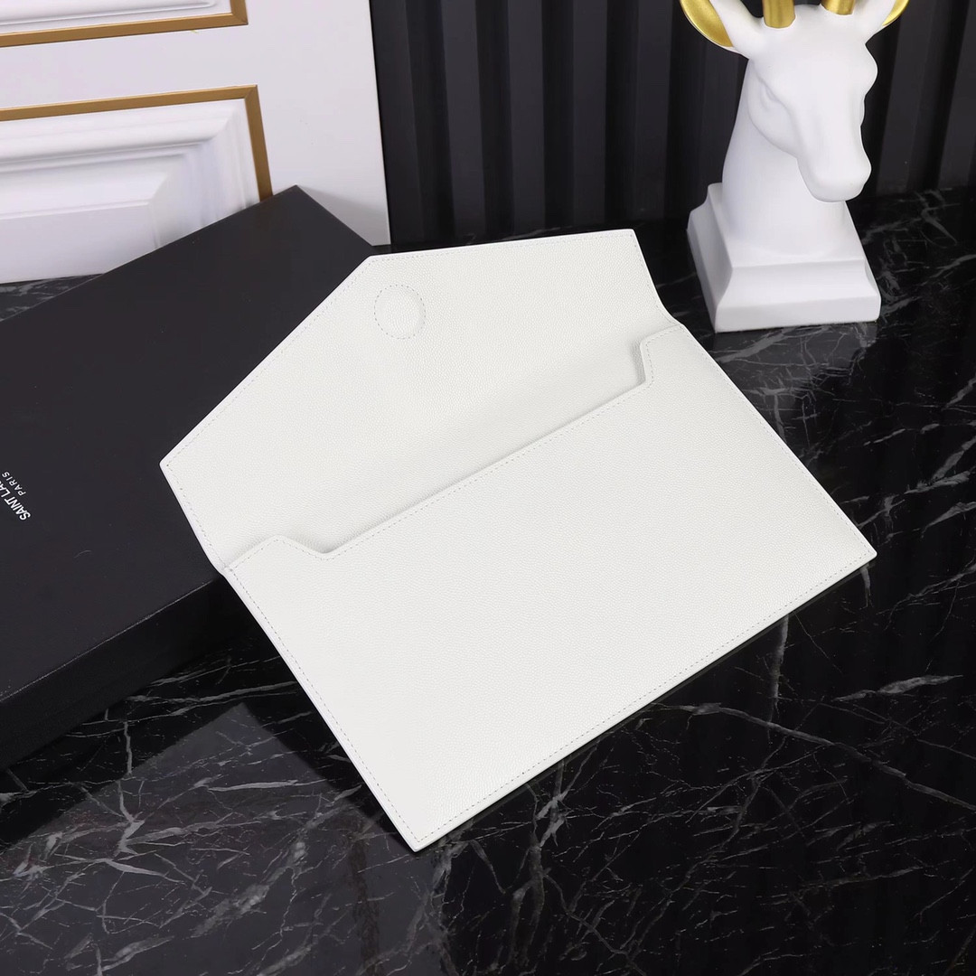 Y*L UPTOWN POUCH IN GRAIN DE POUDRE EMBOSSED LEATHER BLANC VINTAGE 10.6 X 6.2 X 0.7 INCHES