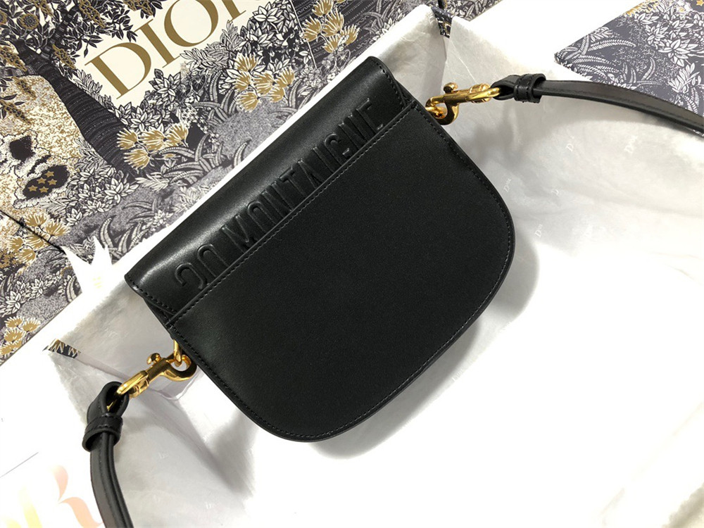 MEDIUM D*0r BOBBY BAG Black Box Calfskin
