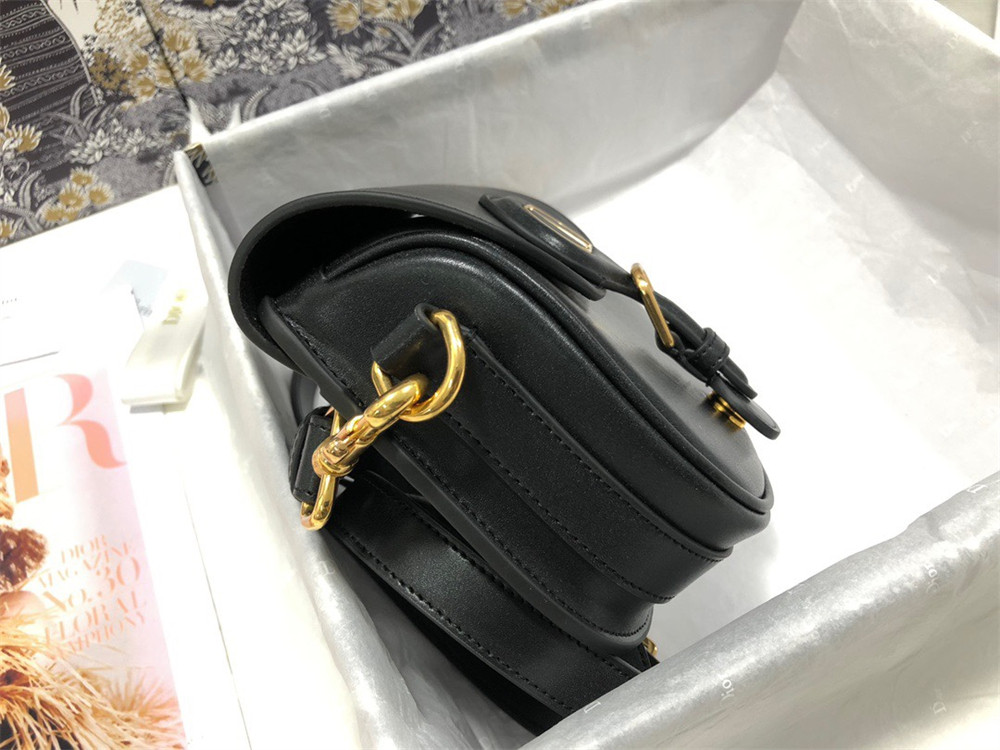 MEDIUM D*0r BOBBY BAG Black Box Calfskin