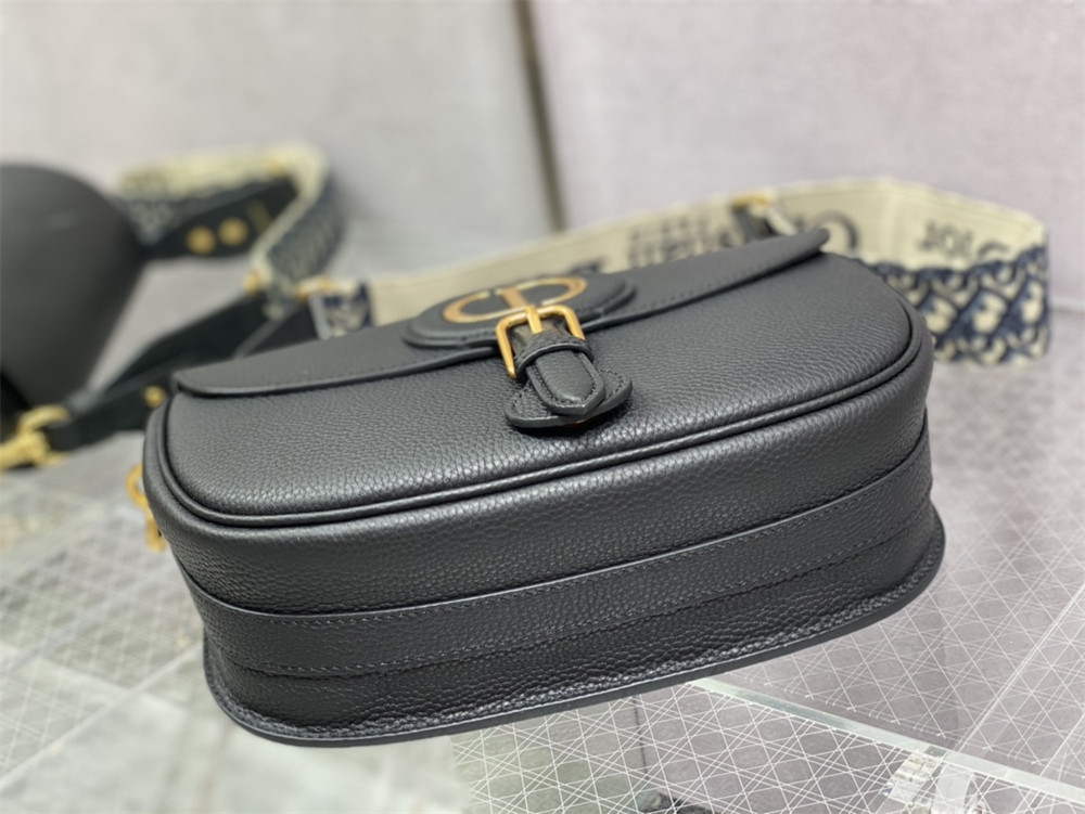 LARGE D*0r BOBBY BAG Black Grained Calfskin