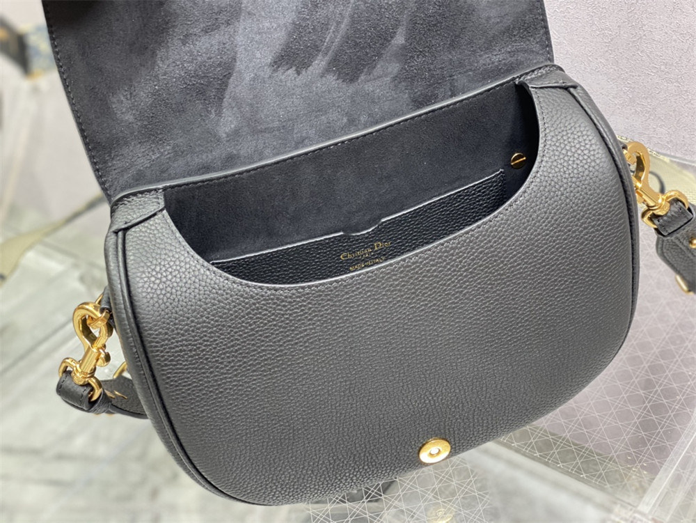 LARGE D*0r BOBBY BAG Black Grained Calfskin