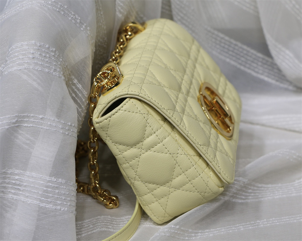 SMALL D*0r CARO BAG Light Yellow S*pple Cannage Calfskin 20 x 12 x 7 cm