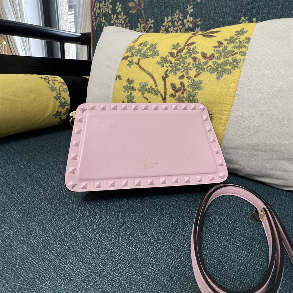 va*t*no GARAVANI ROCKSTUD23 SMALL SMOOTH CALFSKIN SHOULDER BAG PINK