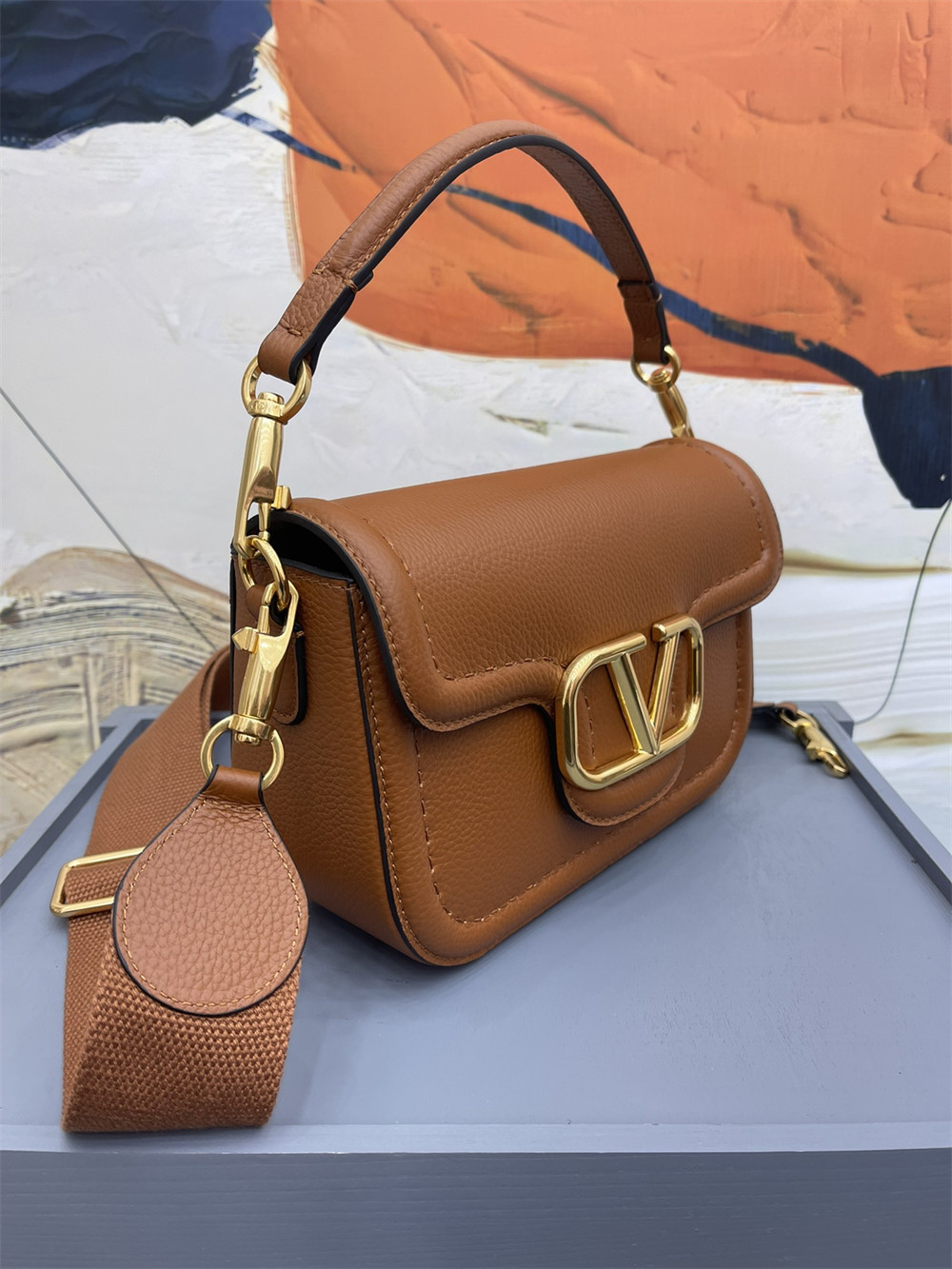 va*t*no GARAVANI ALLTIME GRAINY CALFSKIN SHOULDER BAG BROWN
