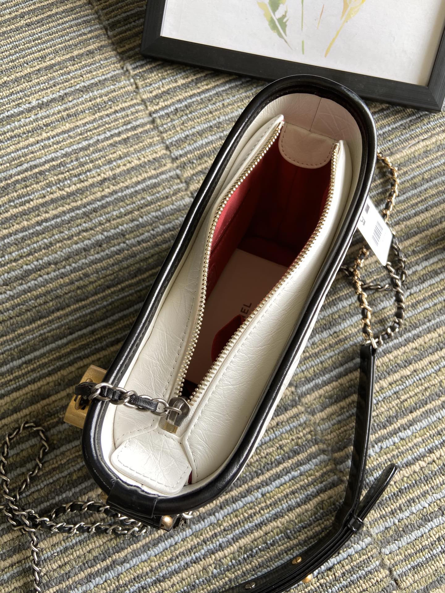 Ch*el Gabrielle SMALL WHITE BLACK with shoulder strap letters 20 x 15 x 8cm