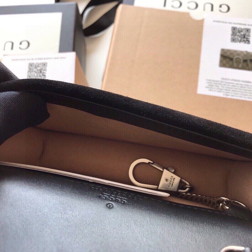 G*u*i DIONYSUS GG S*p*e S*pER MINI BAG 6.5"Wx3.9"Hx1.6"D